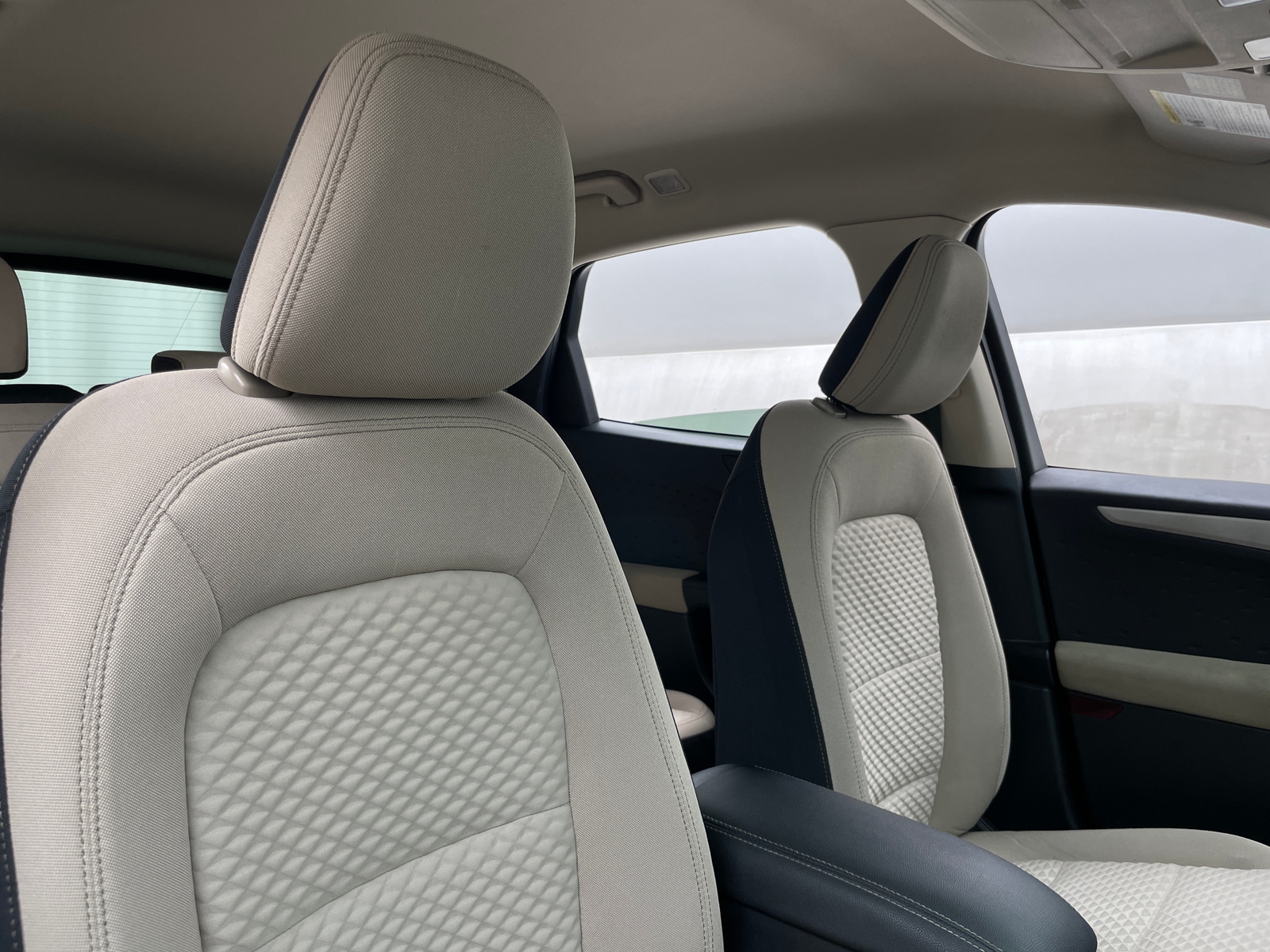 Thumbnail: 2020 Ford Escape - 2