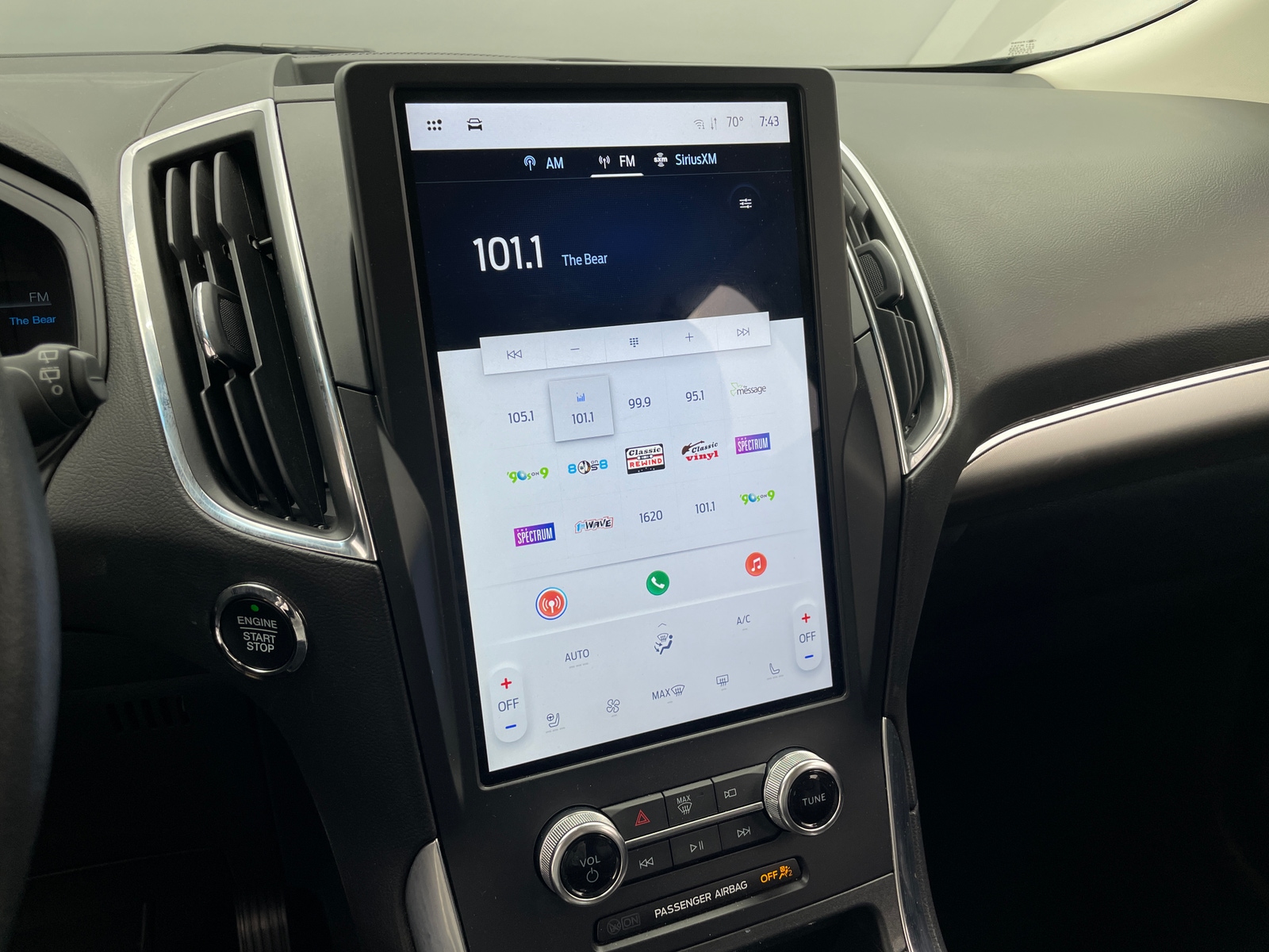 Thumbnail: 2024 Ford Edge - 3