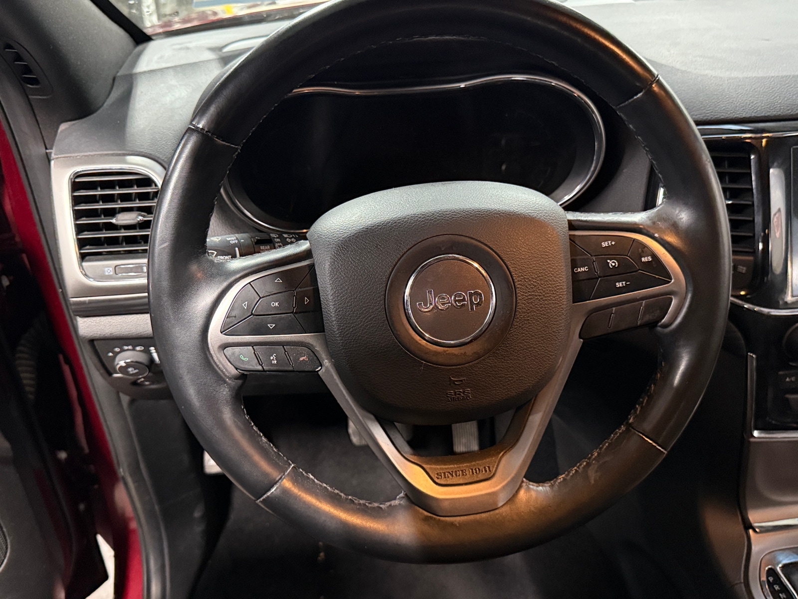 Thumbnail: 2021 Jeep Grand Cherokee - 4