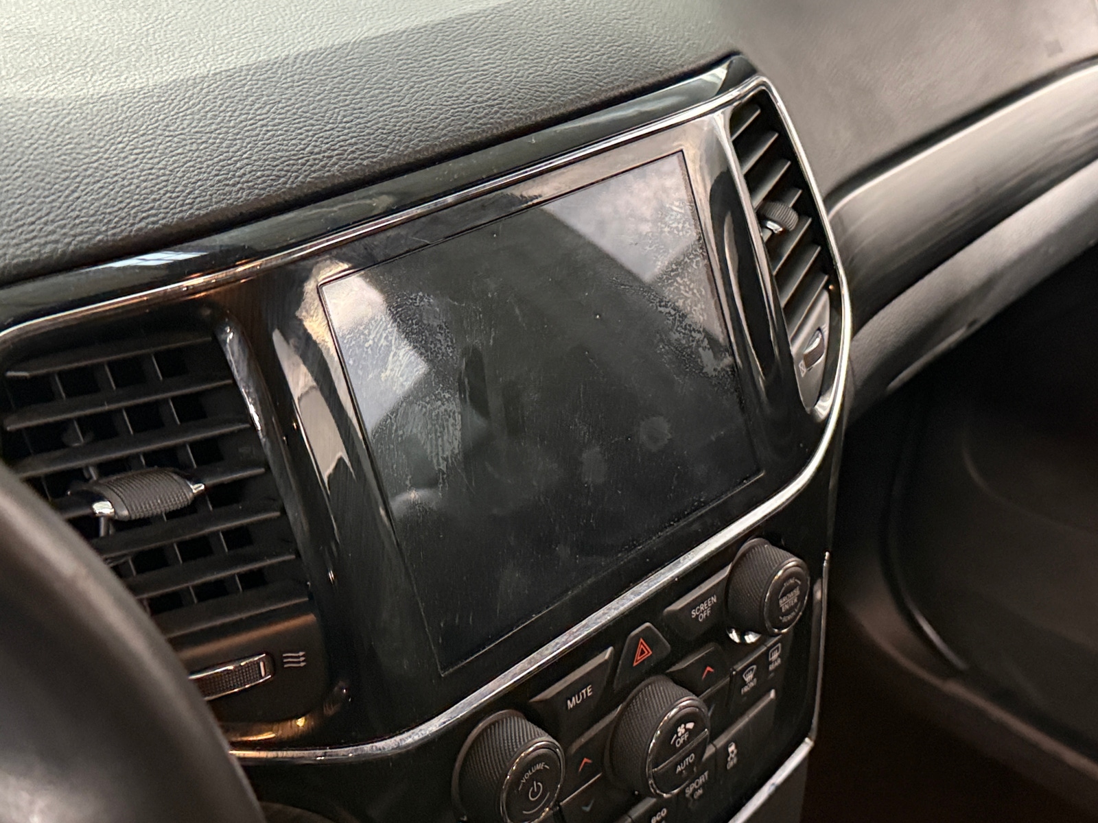 Thumbnail: 2021 Jeep Grand Cherokee - 3