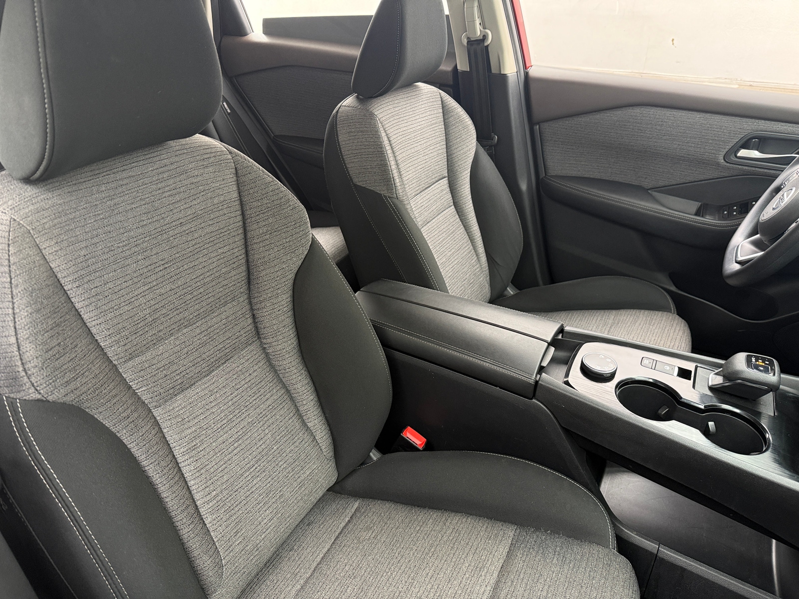 Thumbnail: 2021 Nissan Rogue - 2