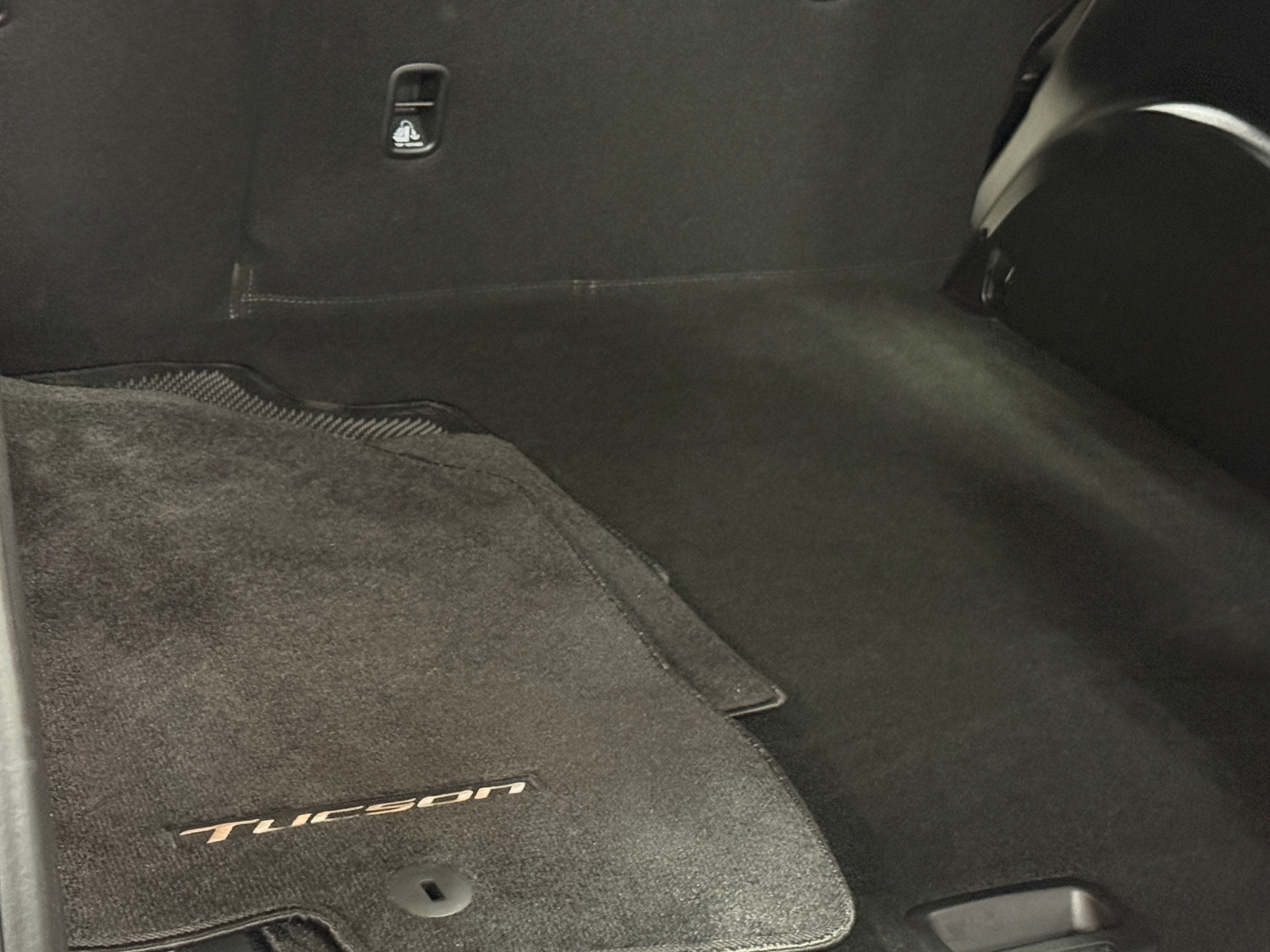 Thumbnail: 2022 Hyundai Tucson - 6