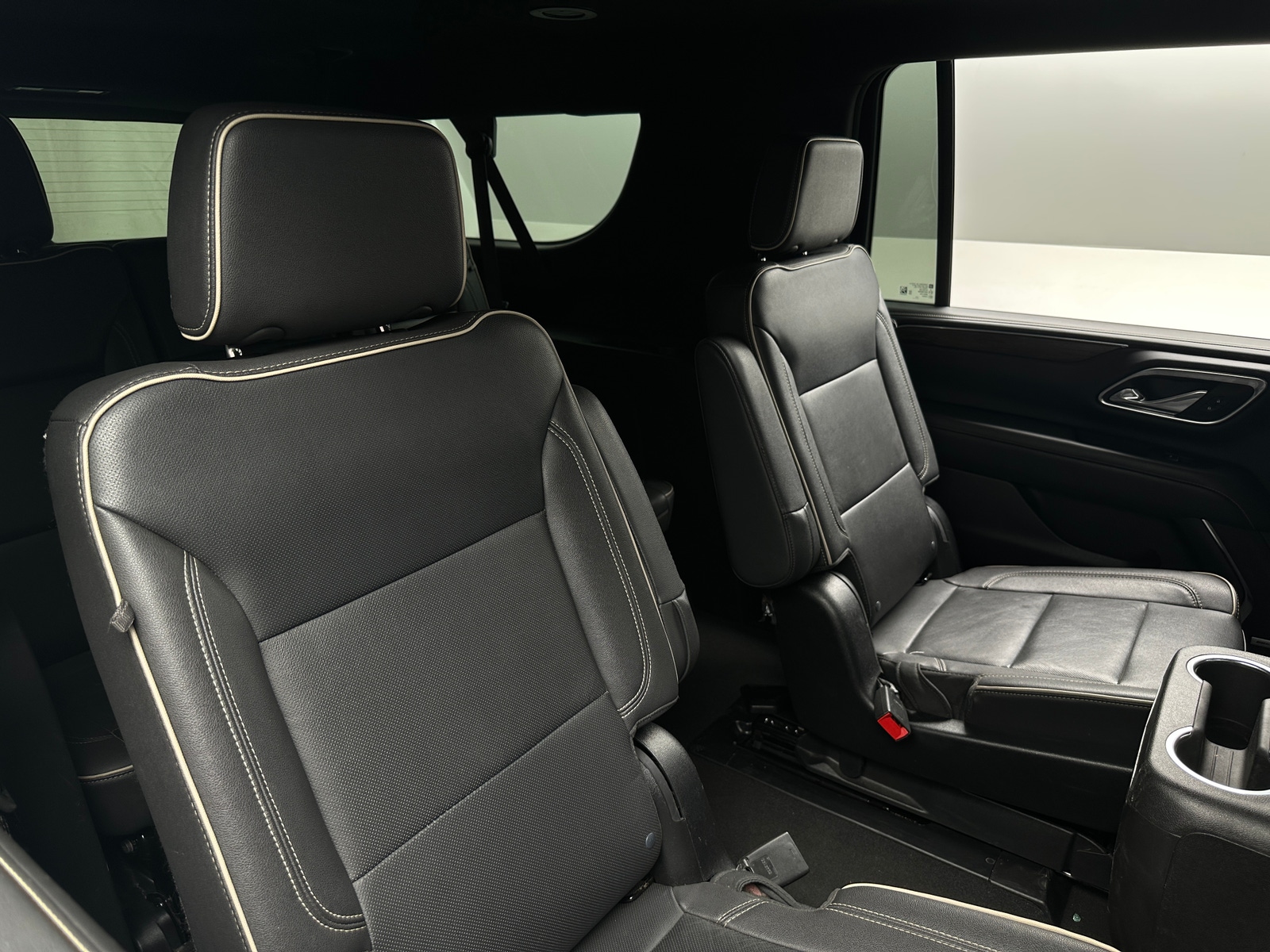 Thumbnail: 2023 Chevrolet Suburban - 5