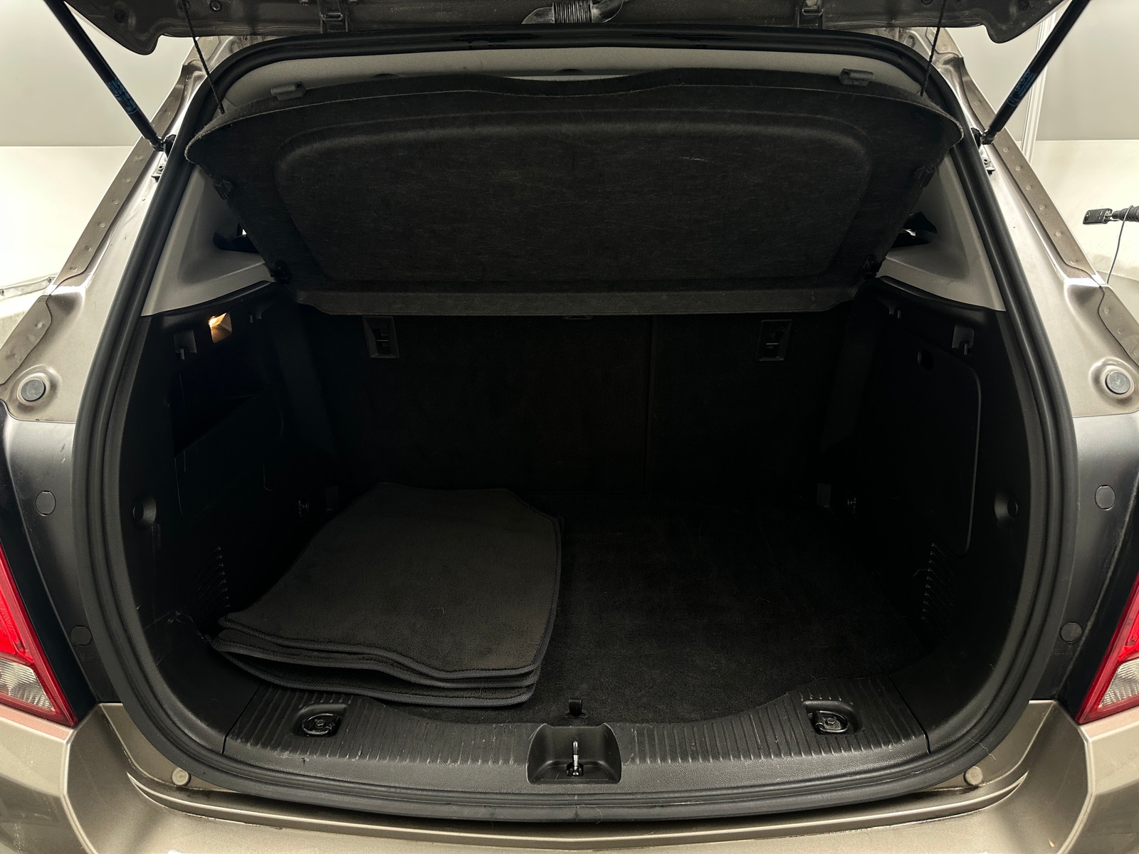 Thumbnail: 2020 Chevrolet Trax - 6