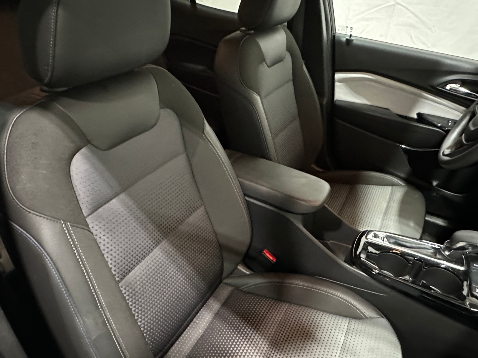 Thumbnail: 2024 Chevrolet Trax - 2