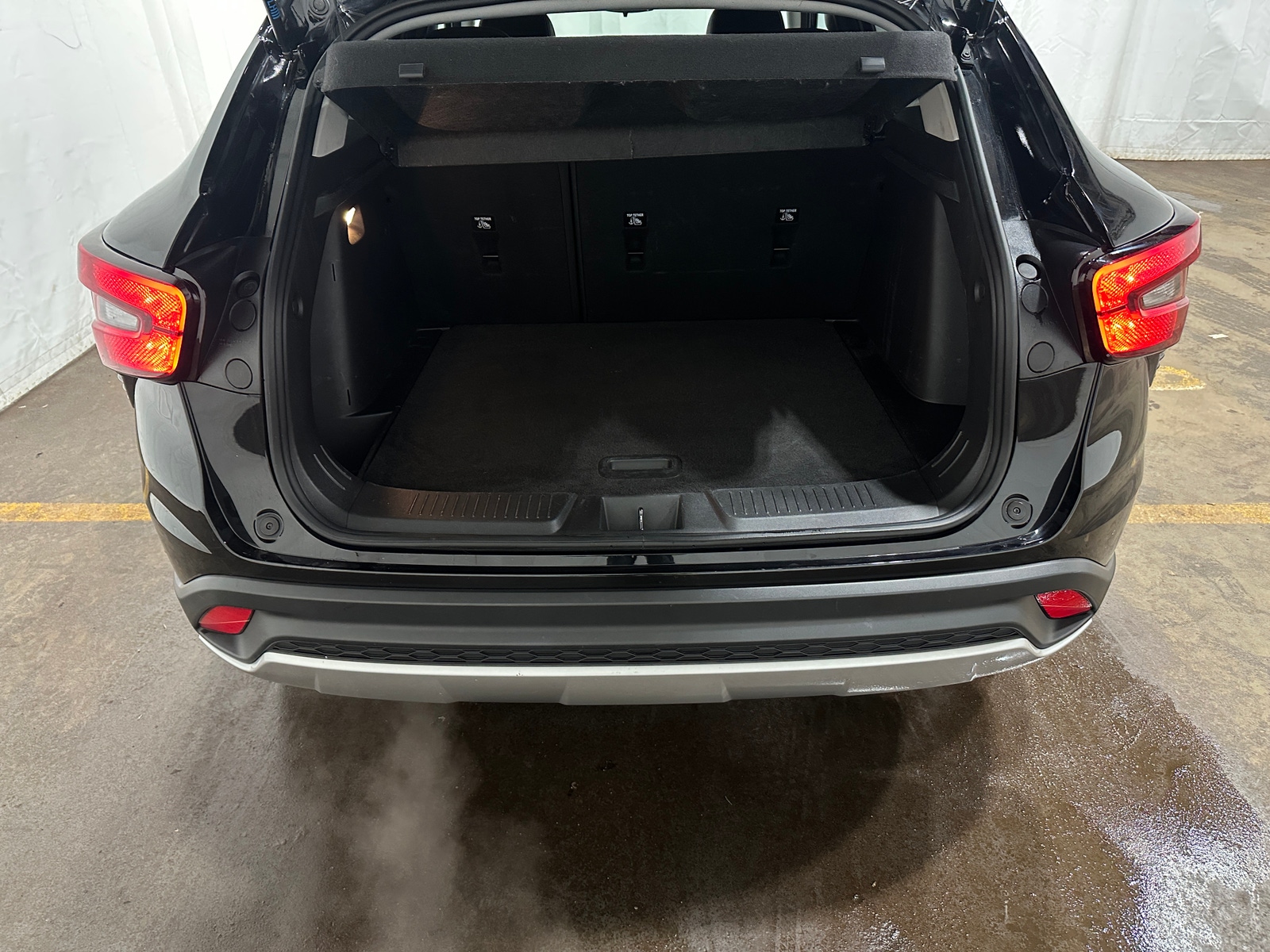 Thumbnail: 2024 Chevrolet Trax - 7