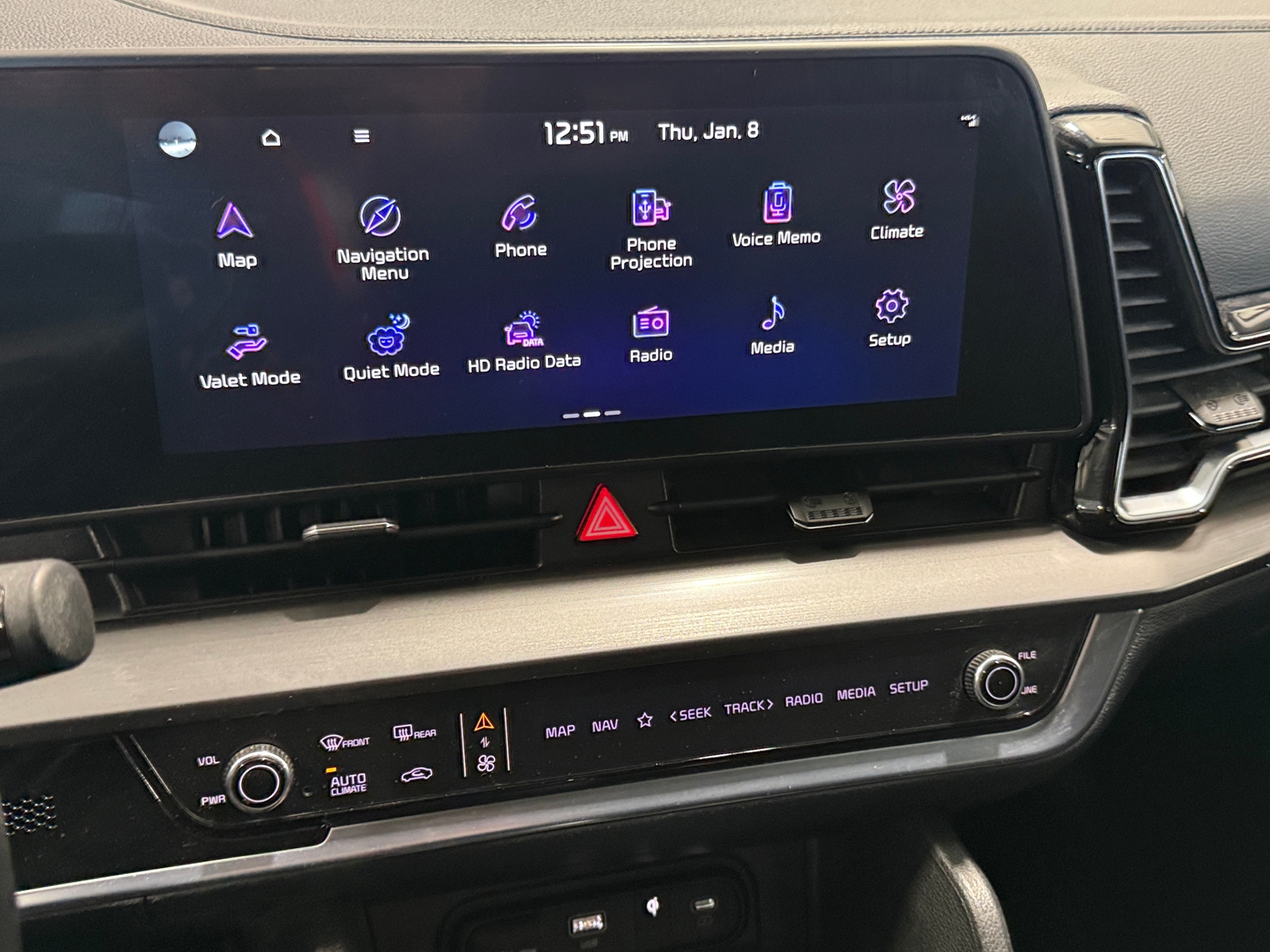 Thumbnail: 2023 Kia Sportage - 3