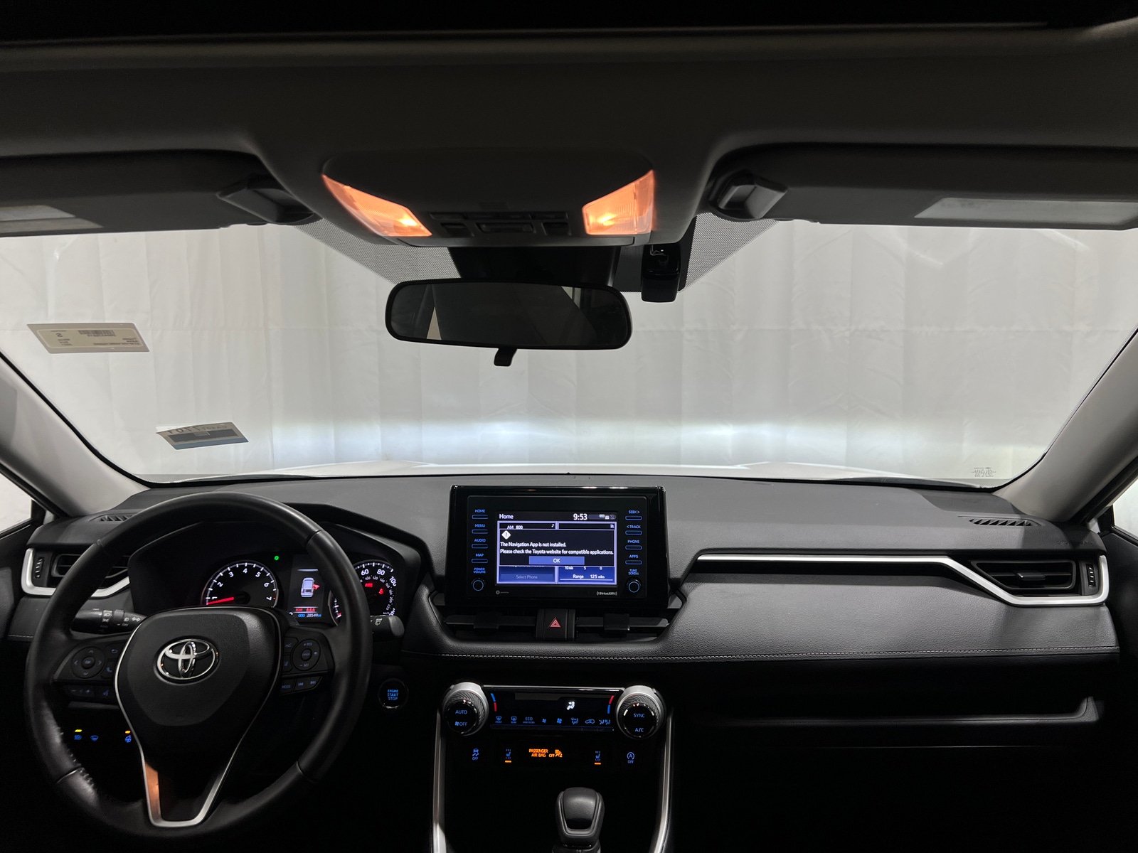 Thumbnail: 2021 Toyota RAV4 - 3