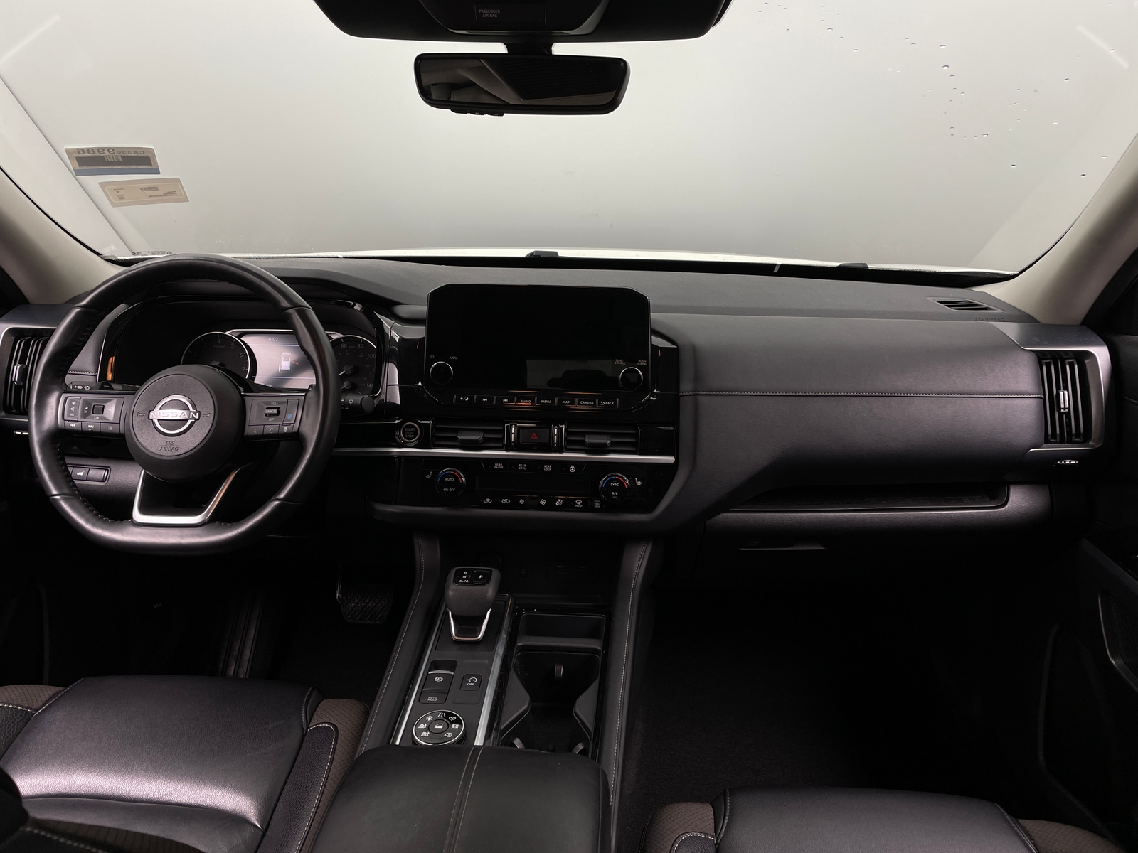 Thumbnail: 2024 Nissan Pathfinder - 2