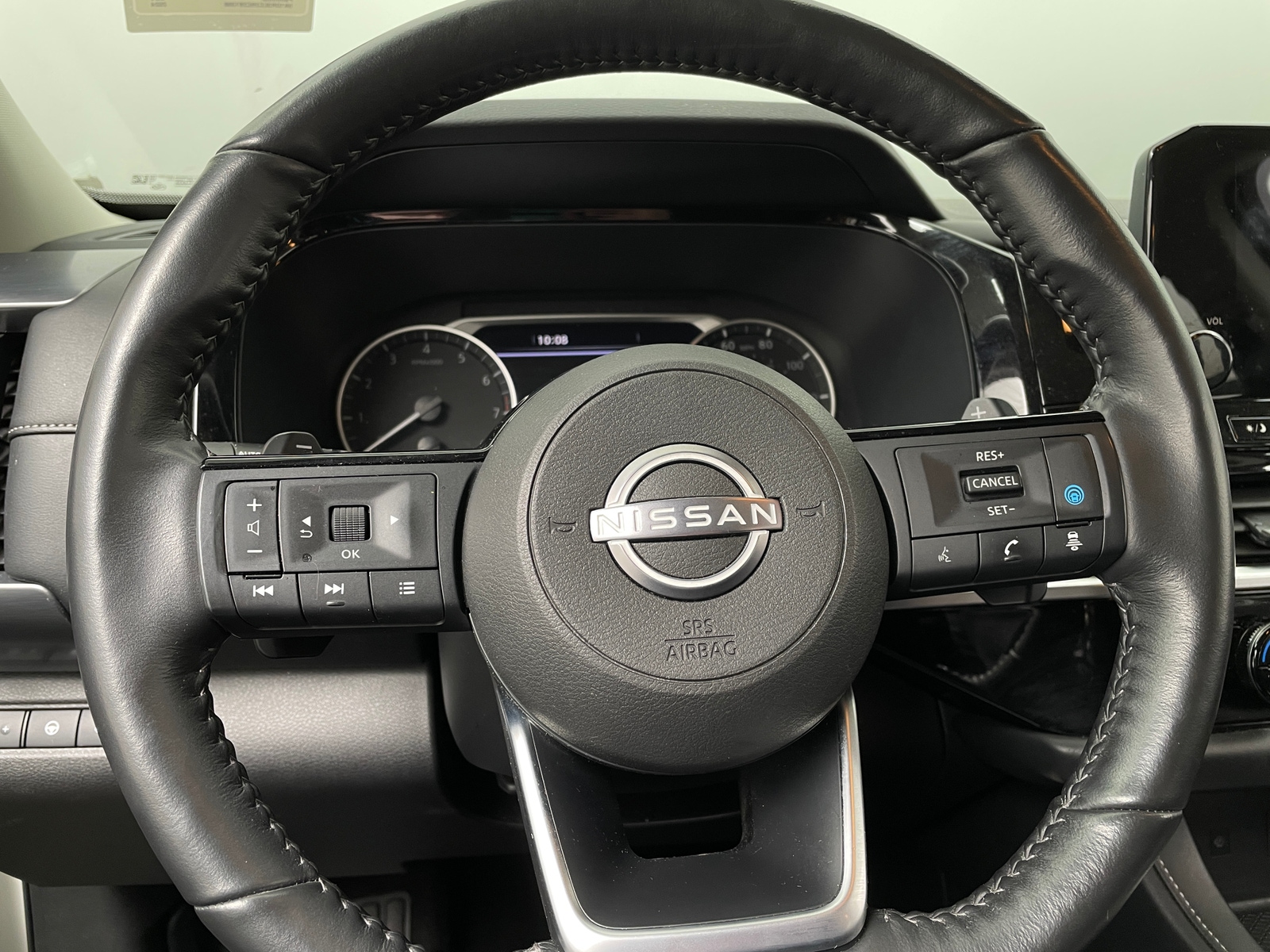 Thumbnail: 2024 Nissan Pathfinder - 4