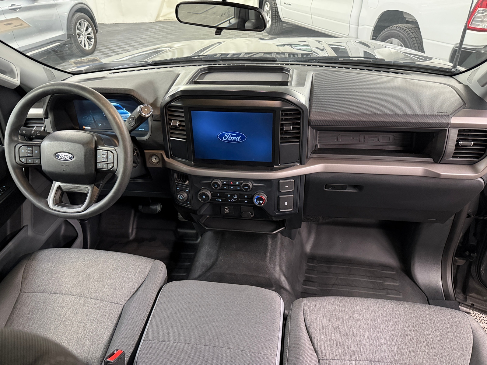 Thumbnail: 2025 Ford Econoline - 3