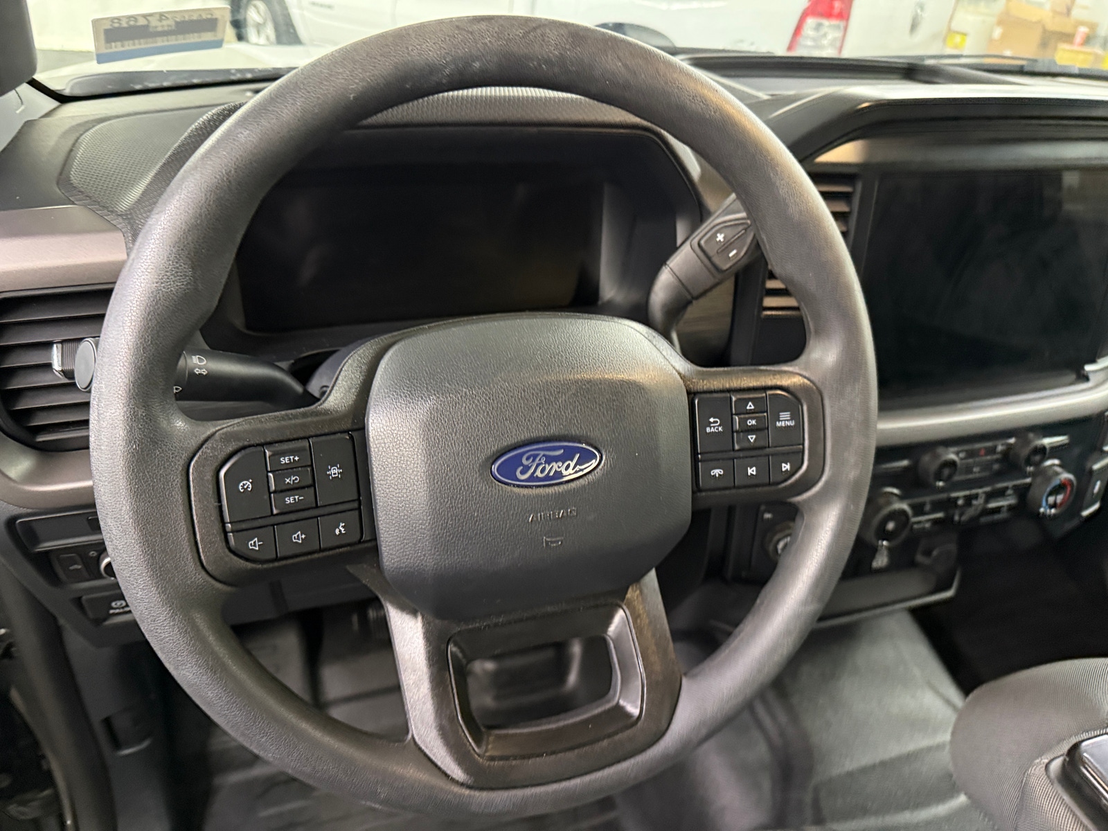 Thumbnail: 2025 Ford Econoline - 5