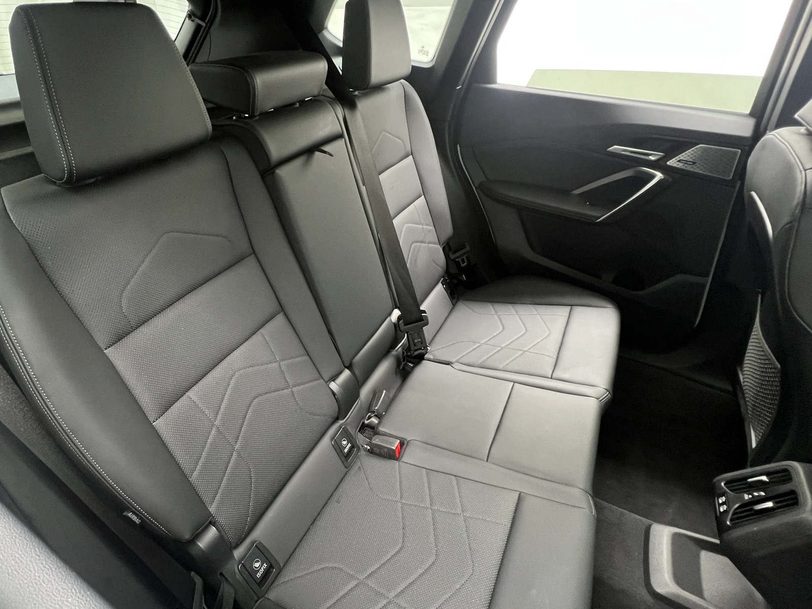 Thumbnail: 2023 BMW X1 - 5