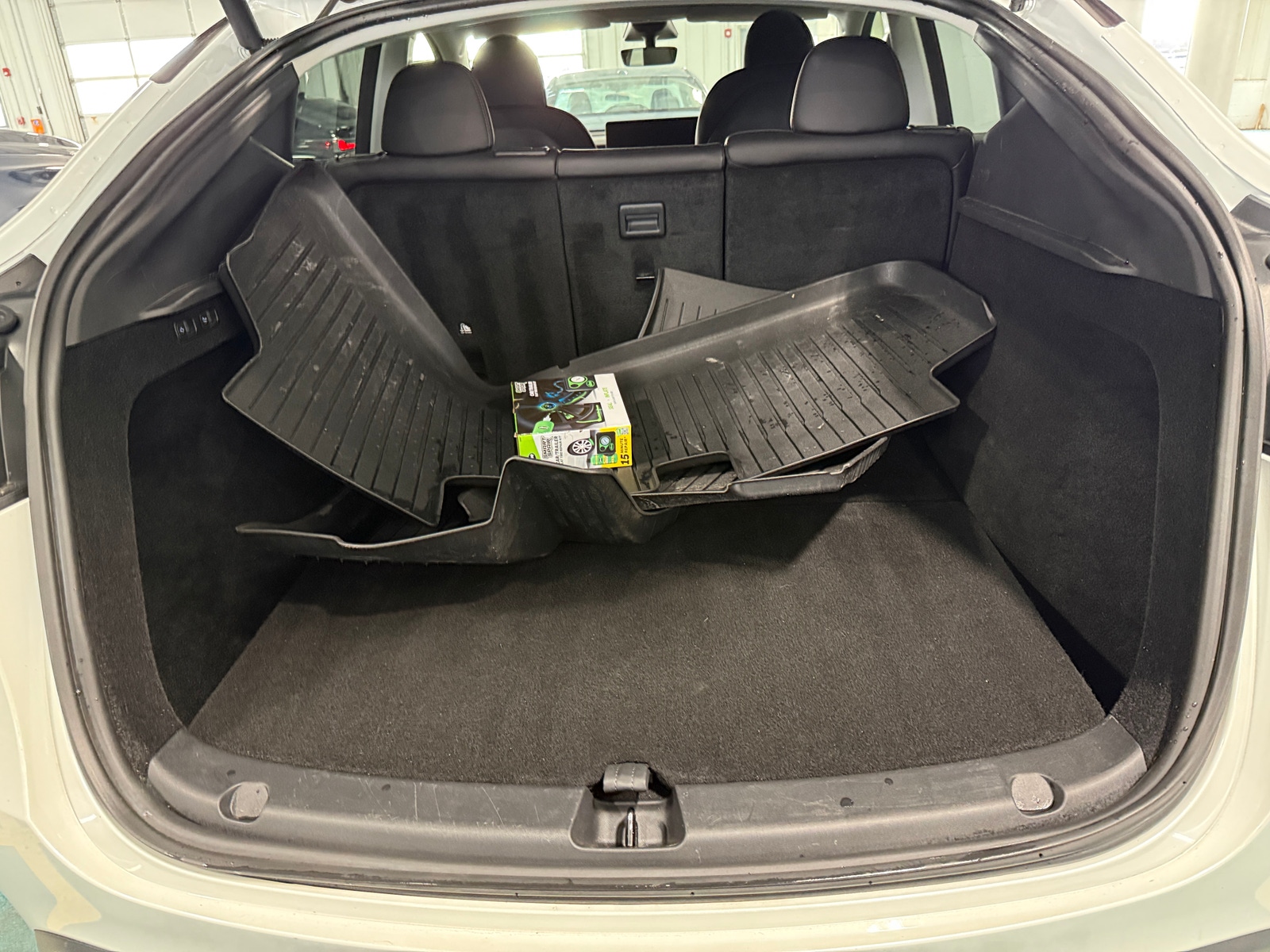 Thumbnail: 2023 Tesla Model Y - 4