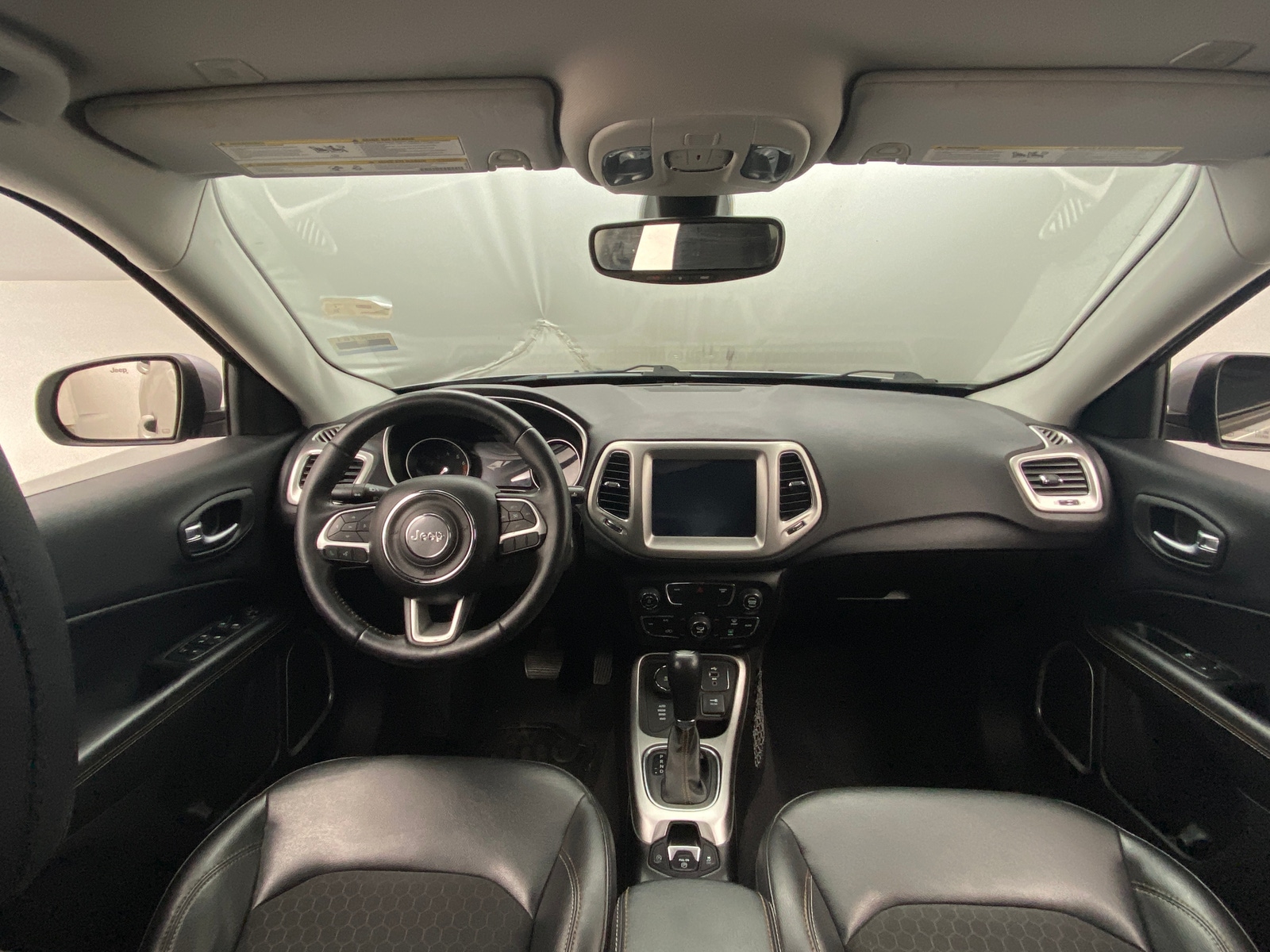 Thumbnail: 2018 Jeep Compass - 3