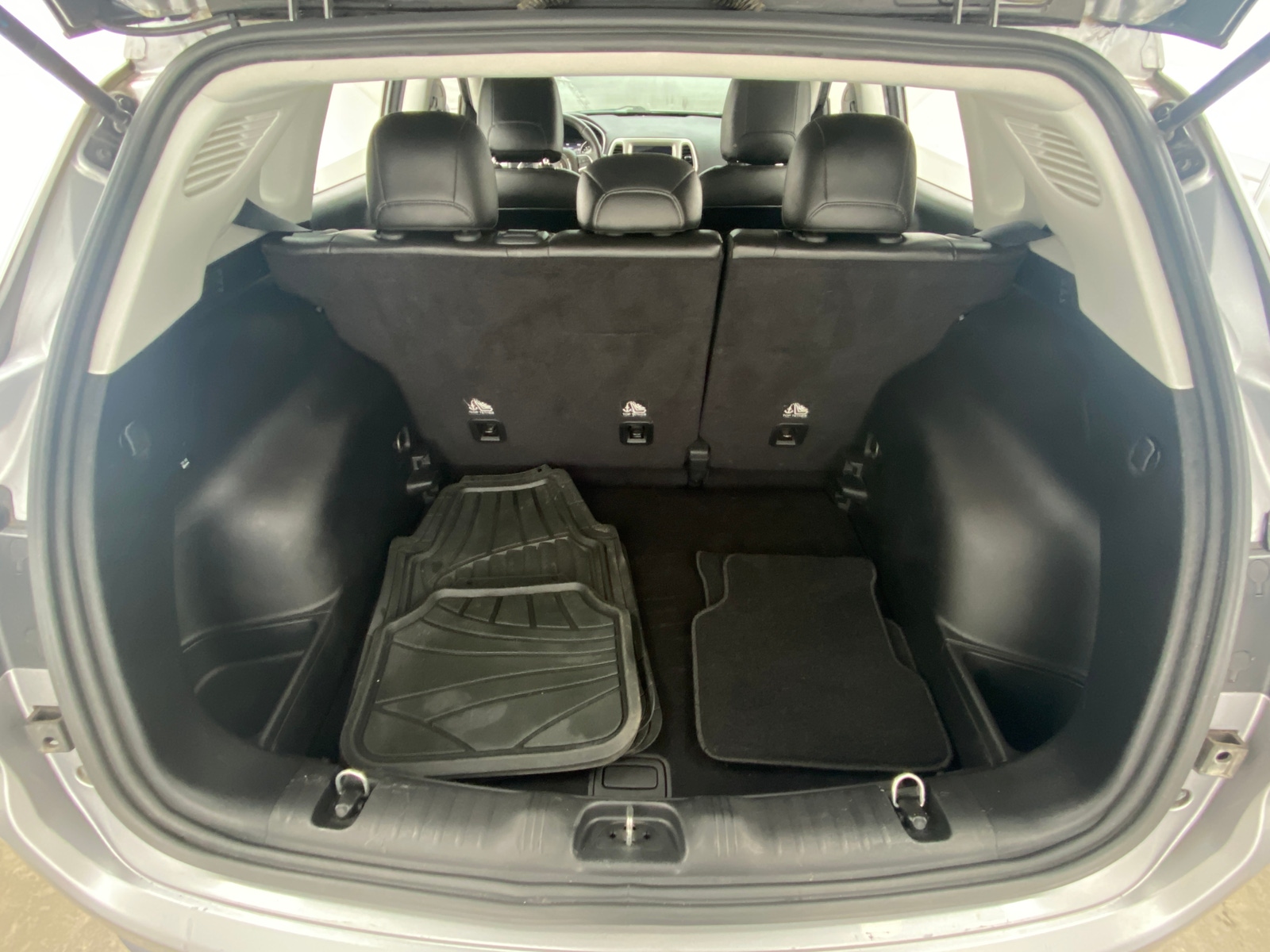 Thumbnail: 2018 Jeep Compass - 7