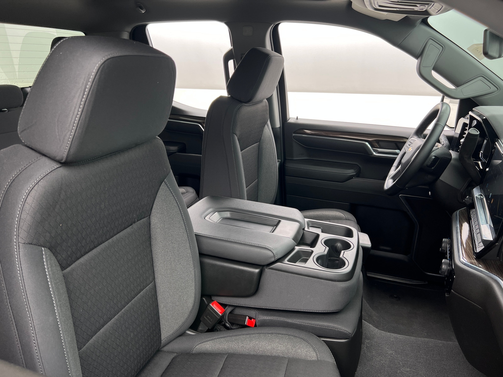 Thumbnail: 2024 Chevrolet Silverado 1500 - 2