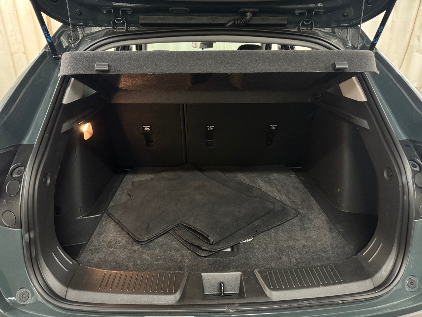 Thumbnail: 2025 Chevrolet Trax - 7