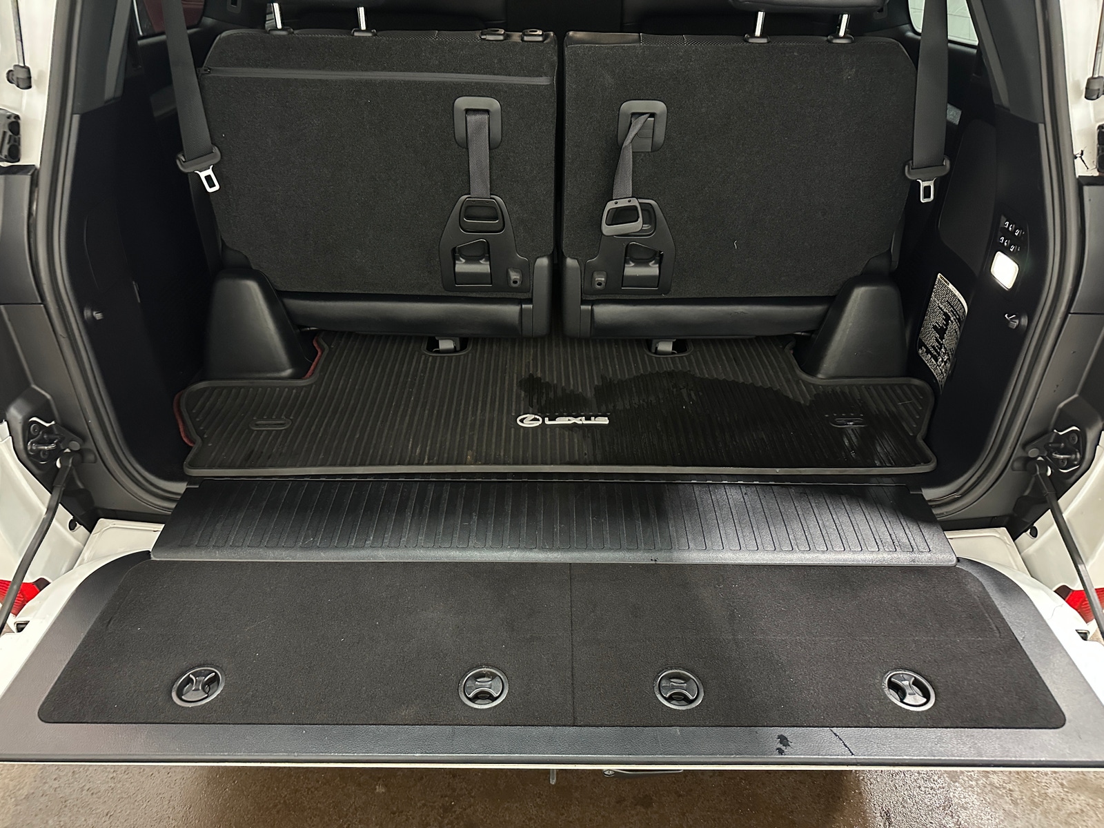 Thumbnail: 2021 Lexus LX - 6