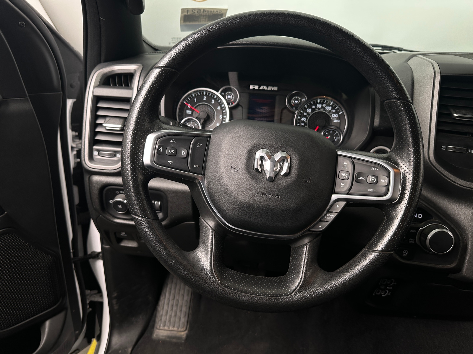 Thumbnail: 2025 RAM 1500 - 5