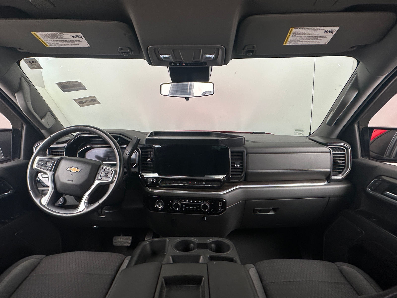 Thumbnail: 2022 Chevrolet Silverado 1500 - 3