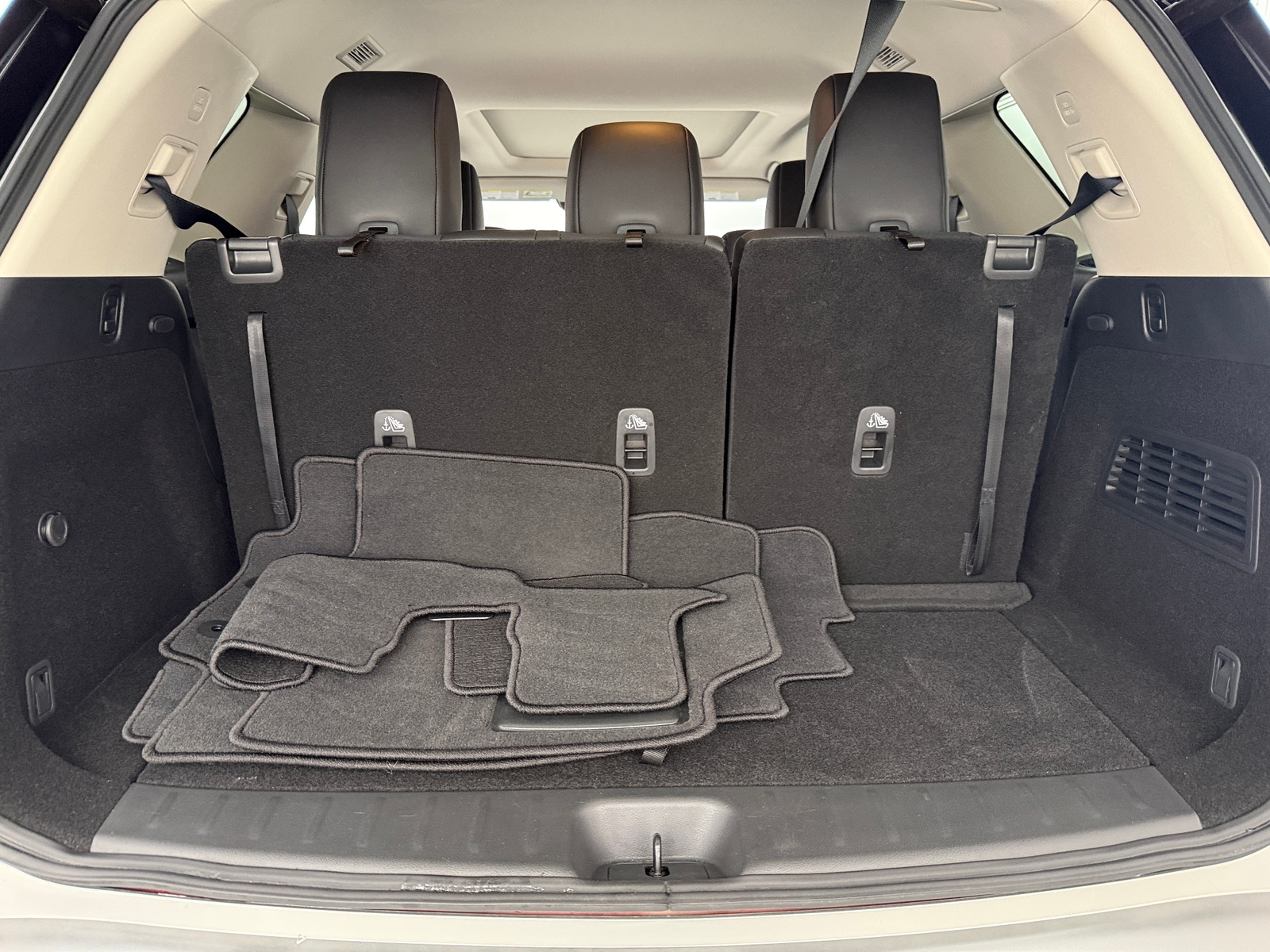 Thumbnail: 2025 Nissan Pathfinder - 6