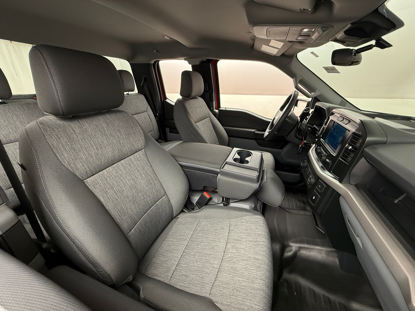 Thumbnail: 2022 Ford Econoline - 2