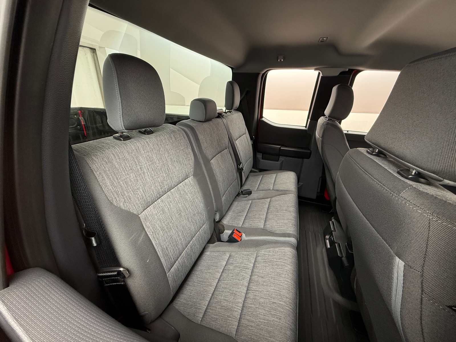 Thumbnail: 2022 Ford Econoline - 6