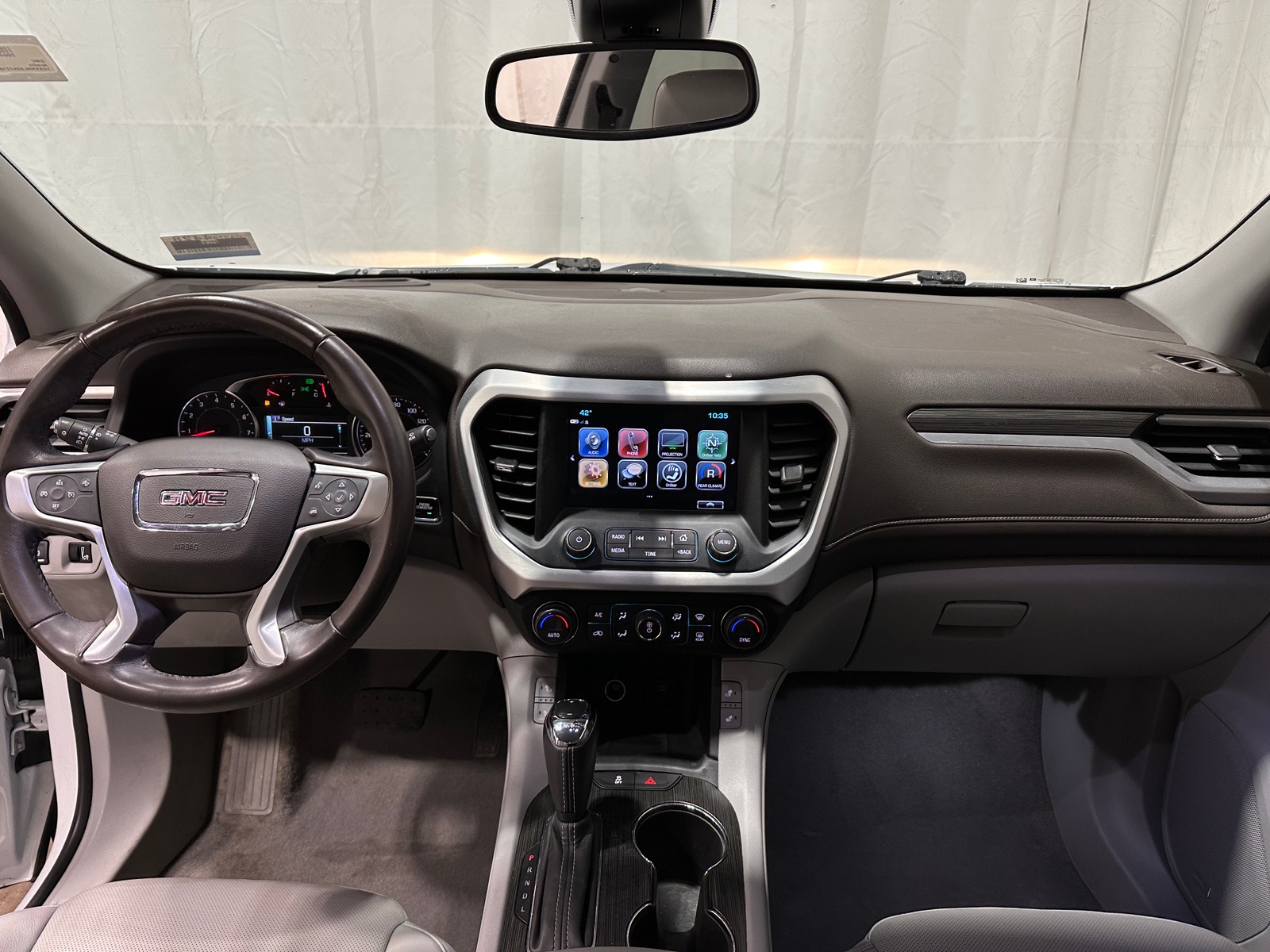 Thumbnail: 2019 GMC Acadia - 2