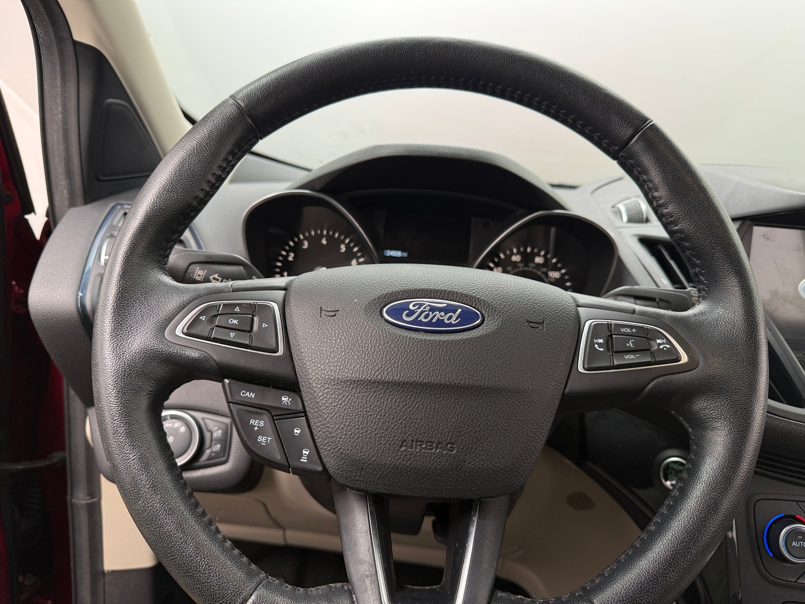 Thumbnail: 2019 Ford Escape - 4