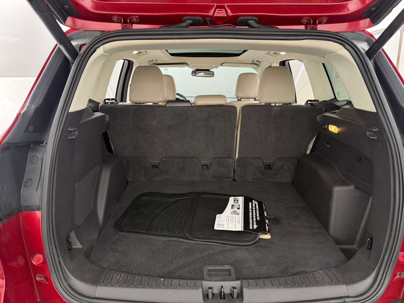 Thumbnail: 2019 Ford Escape - 6