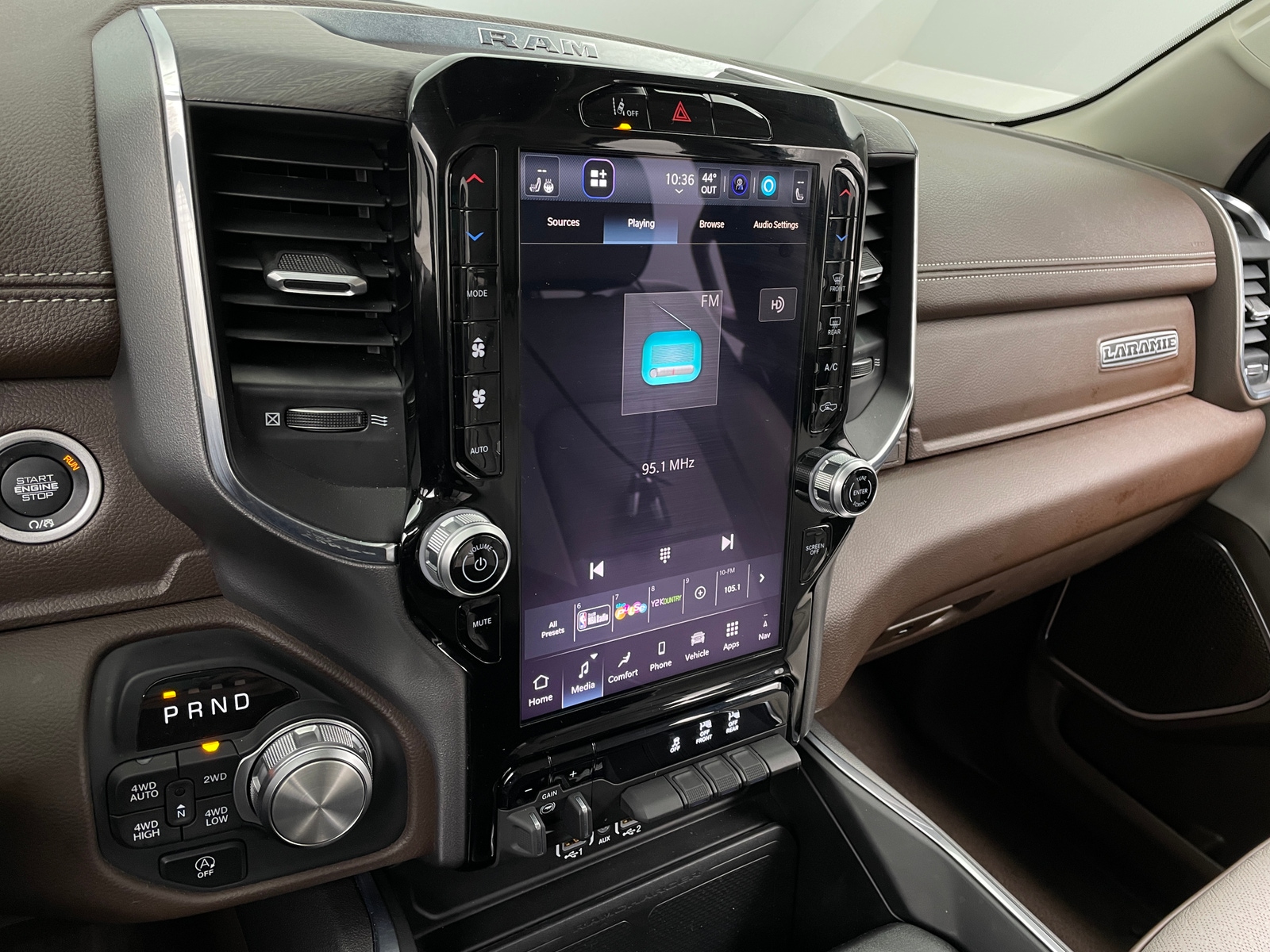 Thumbnail: 2025 RAM 1500 - 3