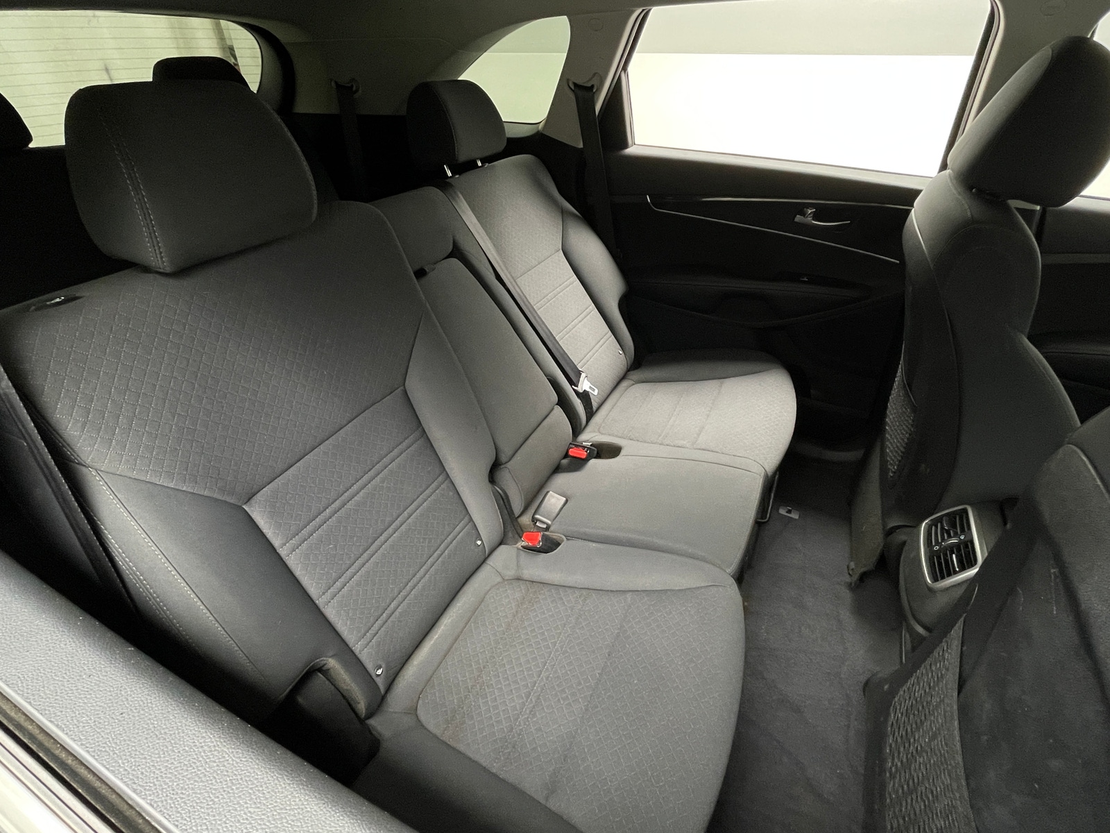 Thumbnail: 2020 Kia Sorento - 6