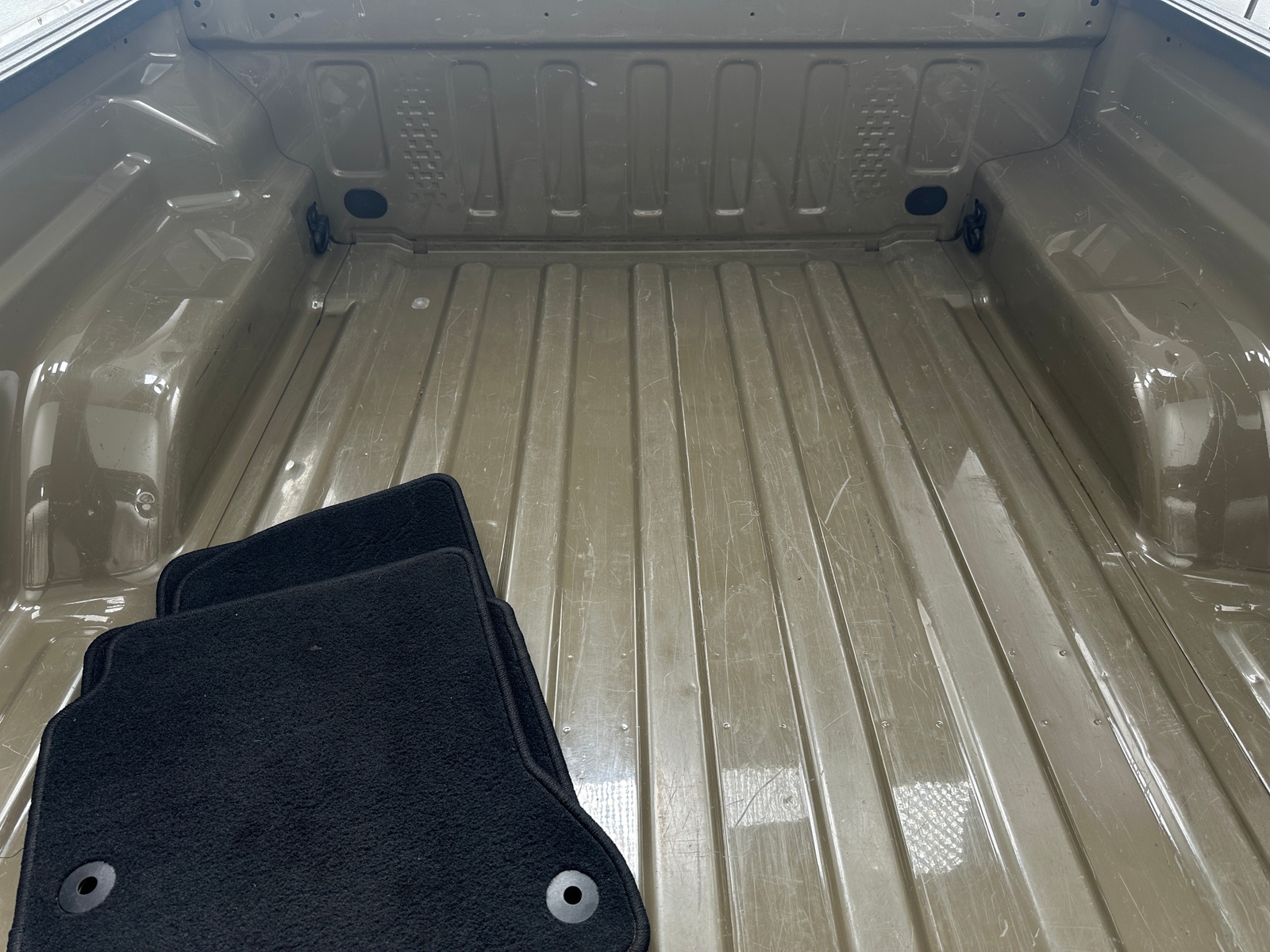 Thumbnail: 2020 Jeep Gladiator - 7