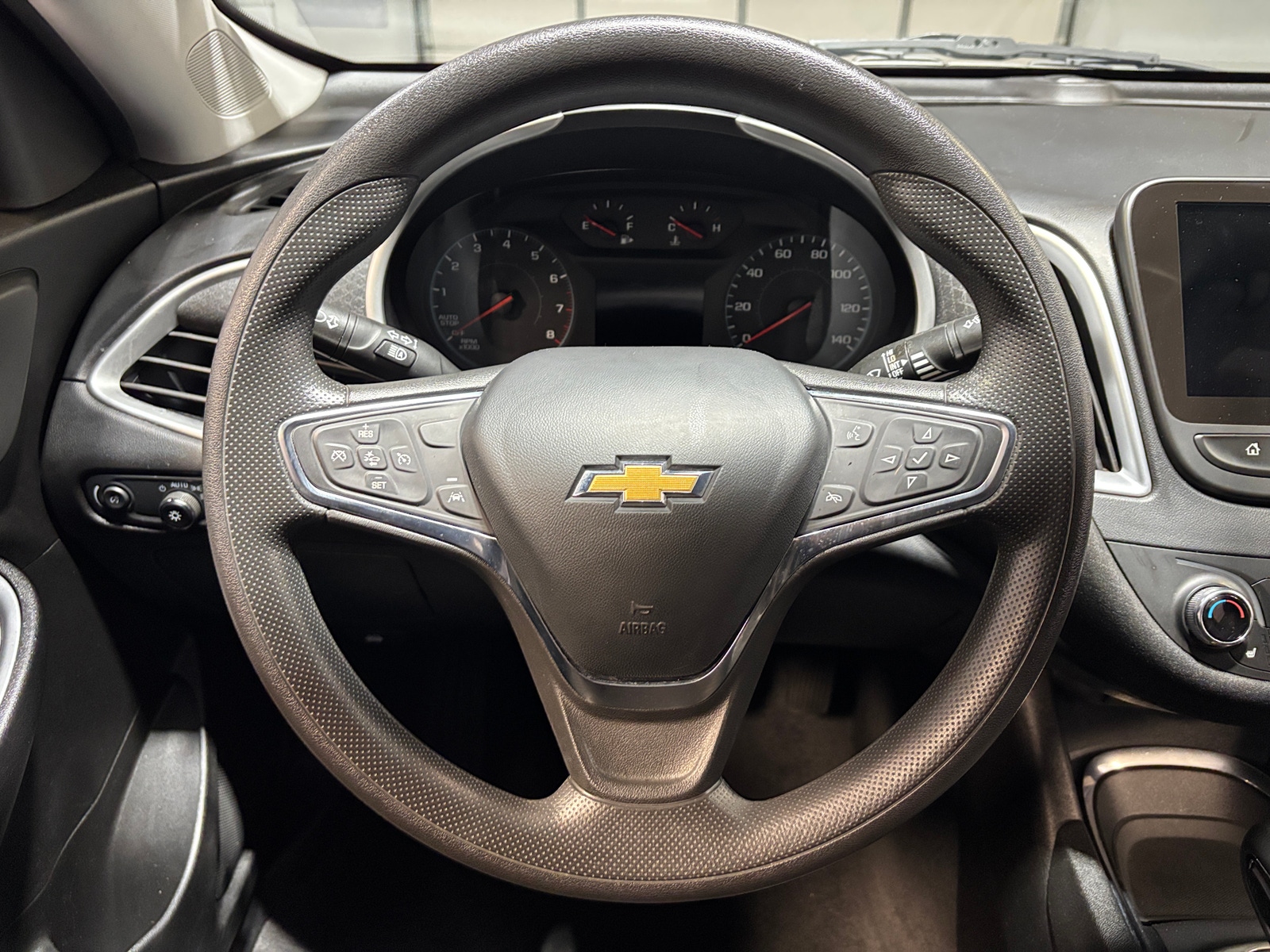 Thumbnail: 2024 Chevrolet Malibu - 5