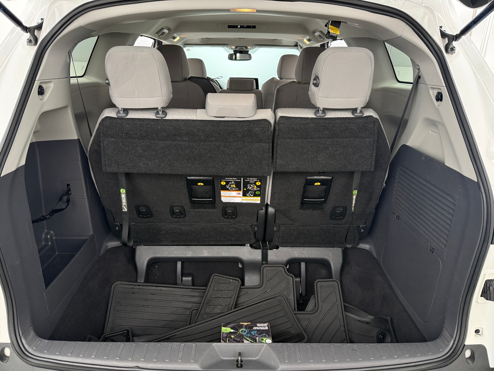 Thumbnail: 2023 Toyota Sienna - 7