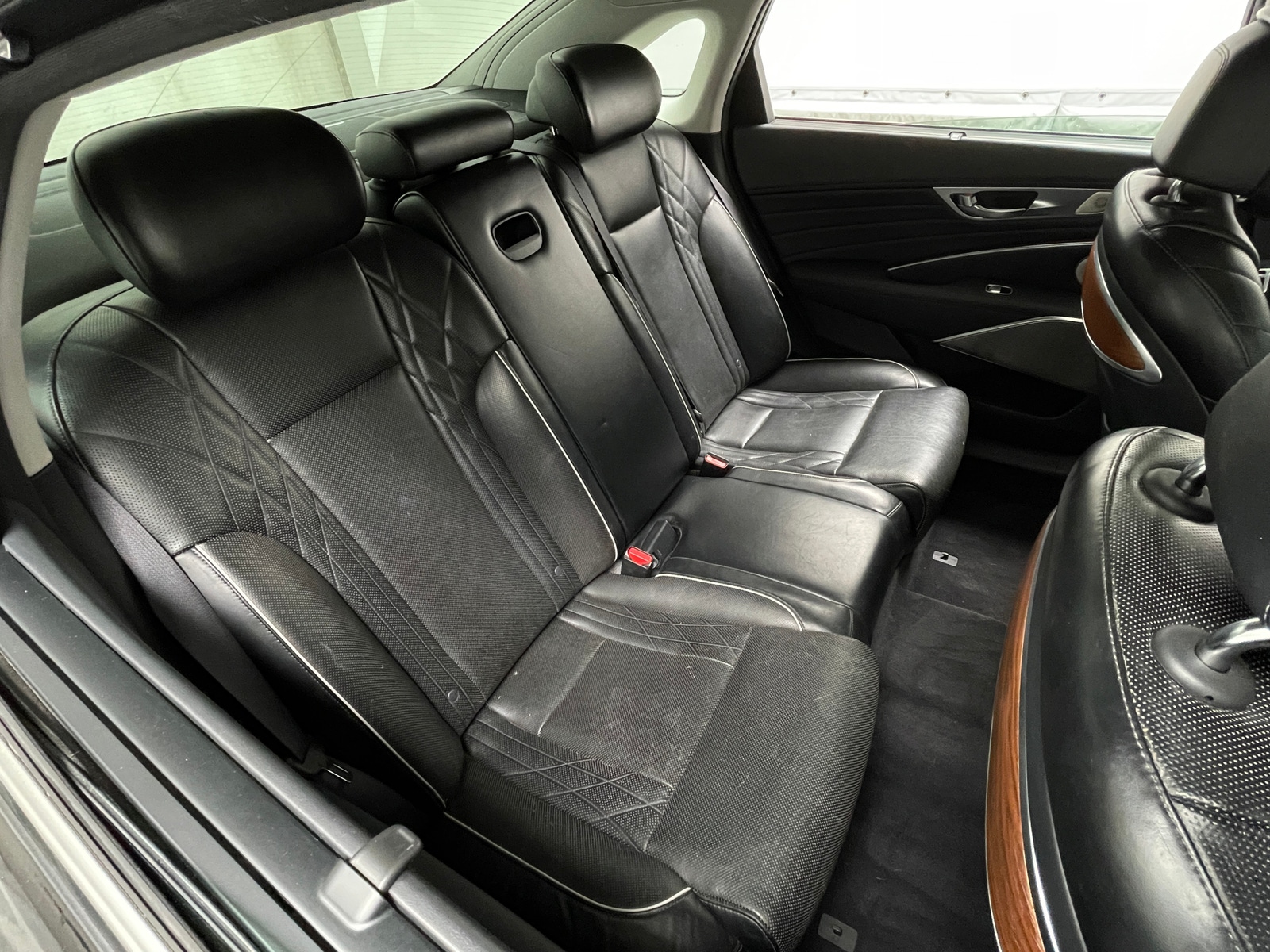 Thumbnail: 2019 Kia K900 - 5