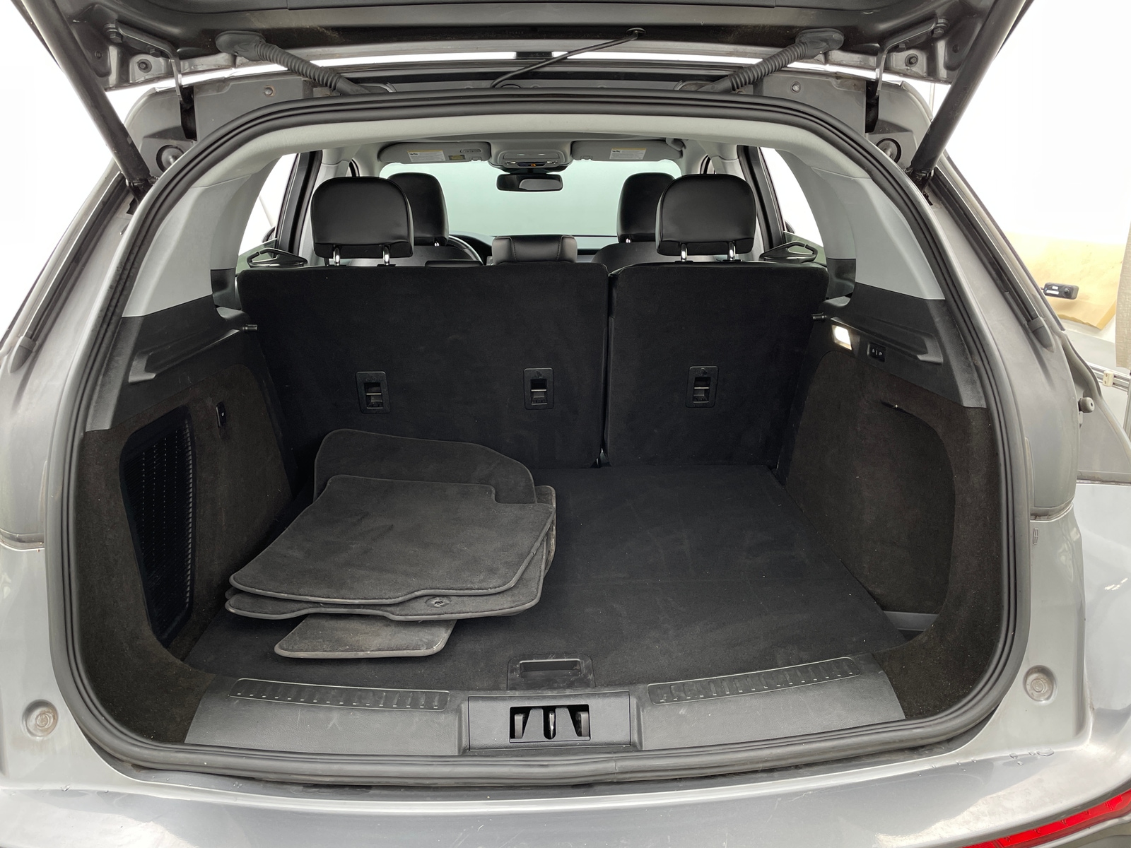 Thumbnail: 2022 Lincoln Corsair - 6