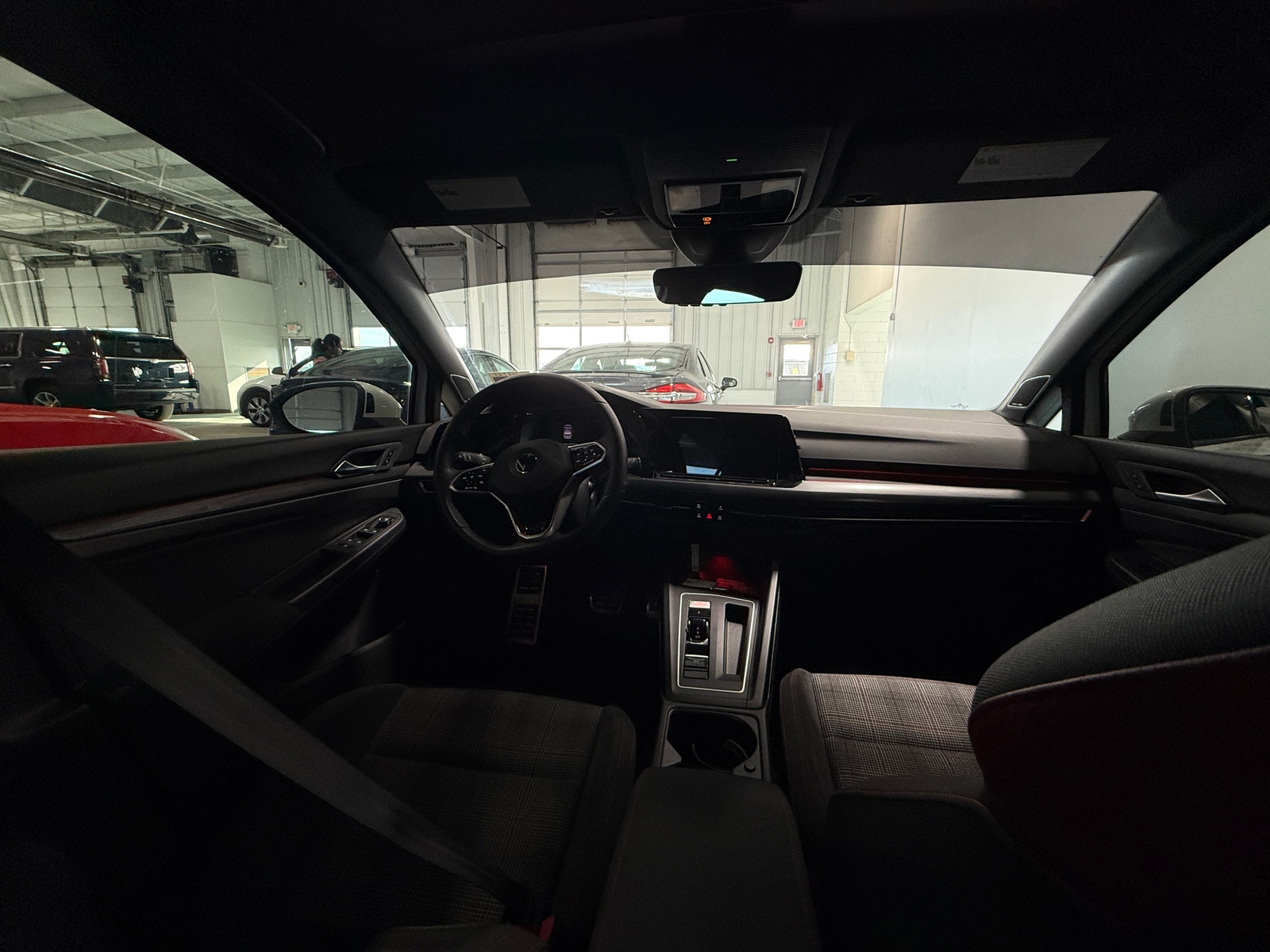 Thumbnail: 2022 Volkswagen Golf - 3