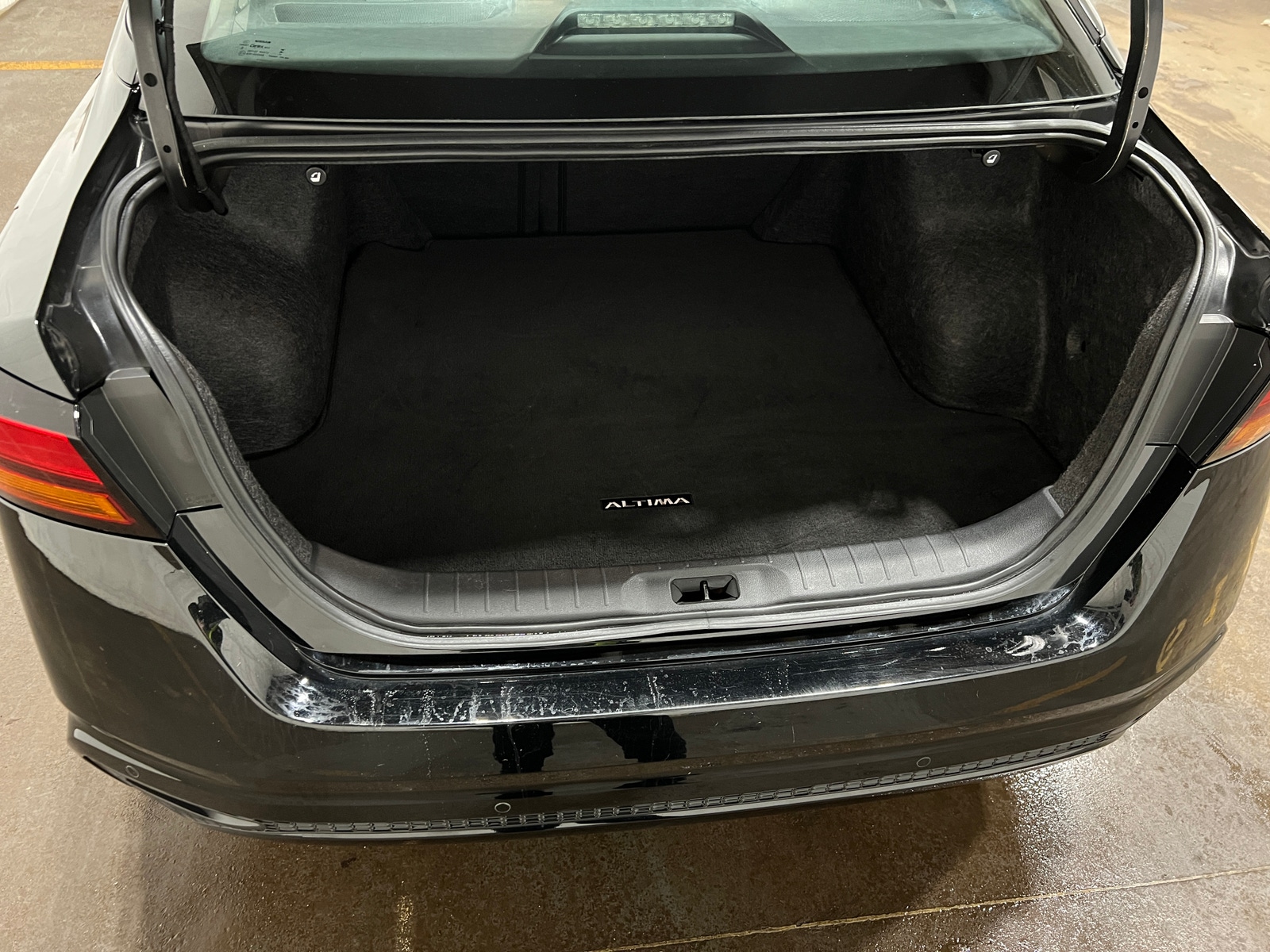 Thumbnail: 2023 Nissan Altima - 7