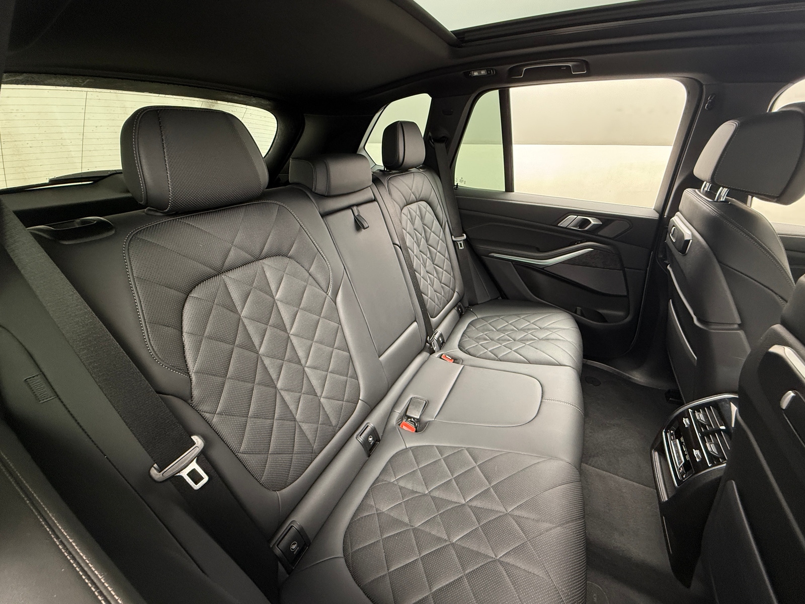 Thumbnail: 2025 BMW X5 - 5