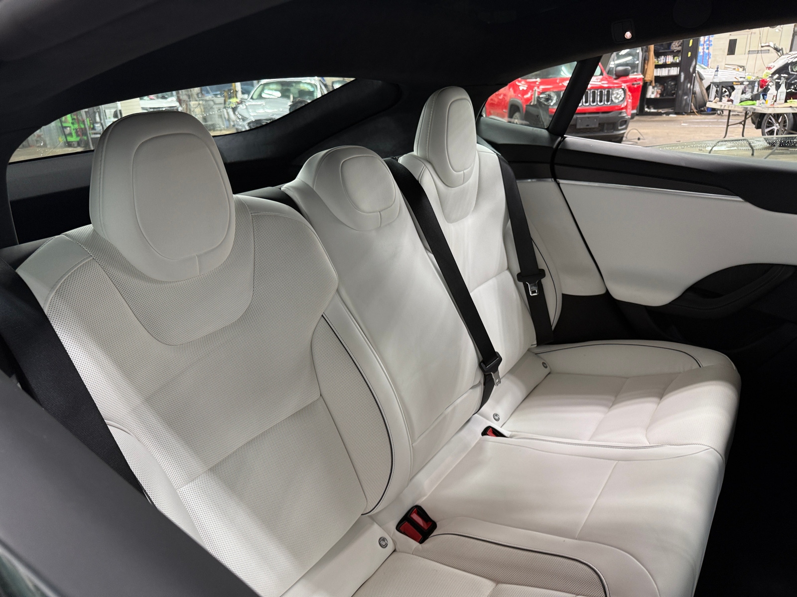 Thumbnail: 2022 Tesla Model S - 5