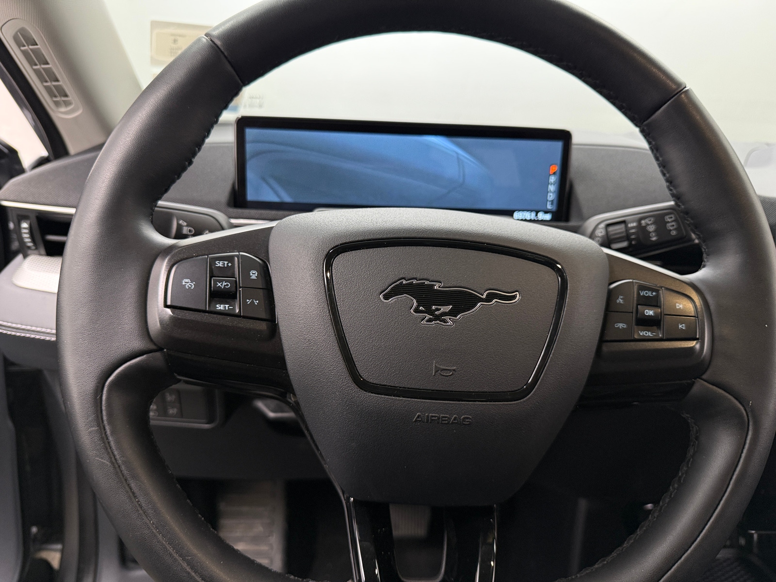 Thumbnail: 2021 Ford Mustang Mach-E - 5