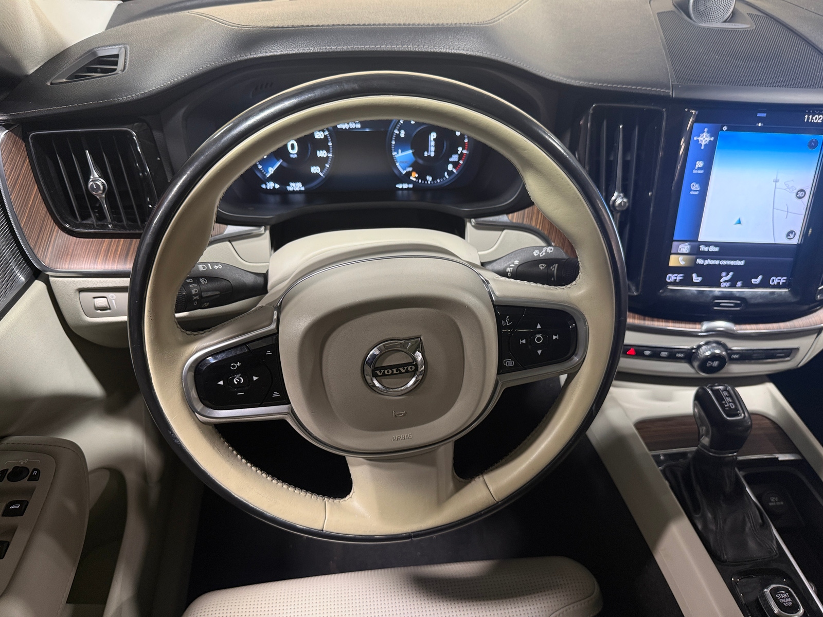 Thumbnail: 2019 Volvo XC60 - 4