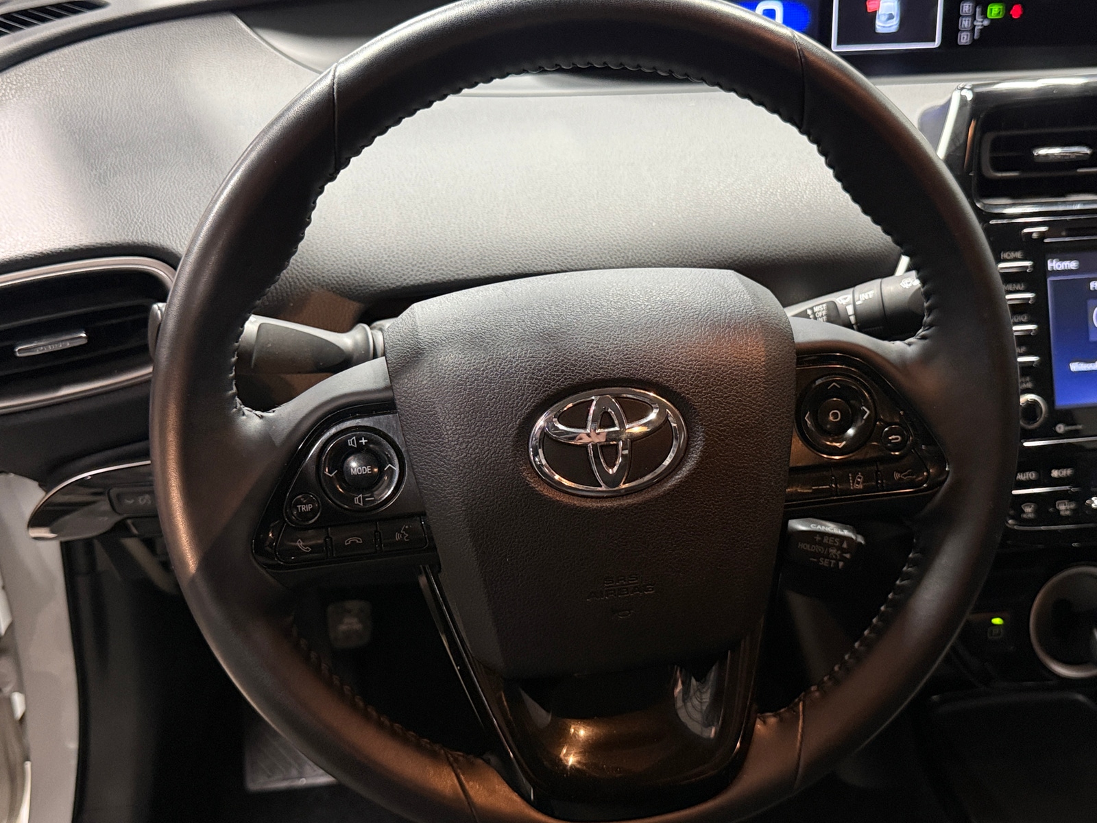 Thumbnail: 2022 Toyota Prius Prime - 5