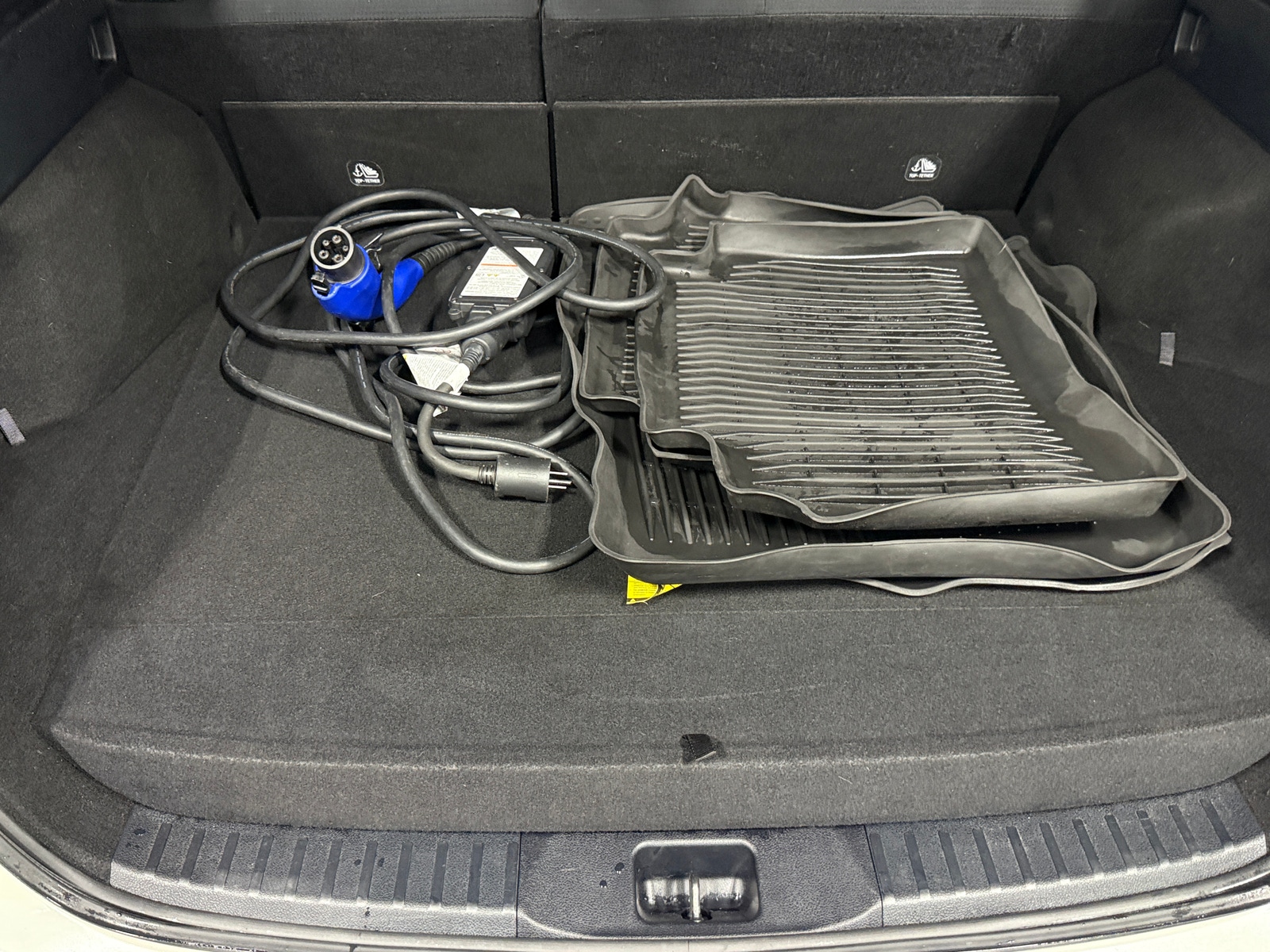 Thumbnail: 2022 Toyota Prius Prime - 7