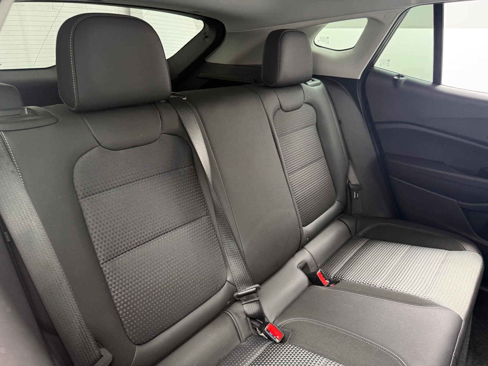 Thumbnail: 2025 Chevrolet Trax - 6