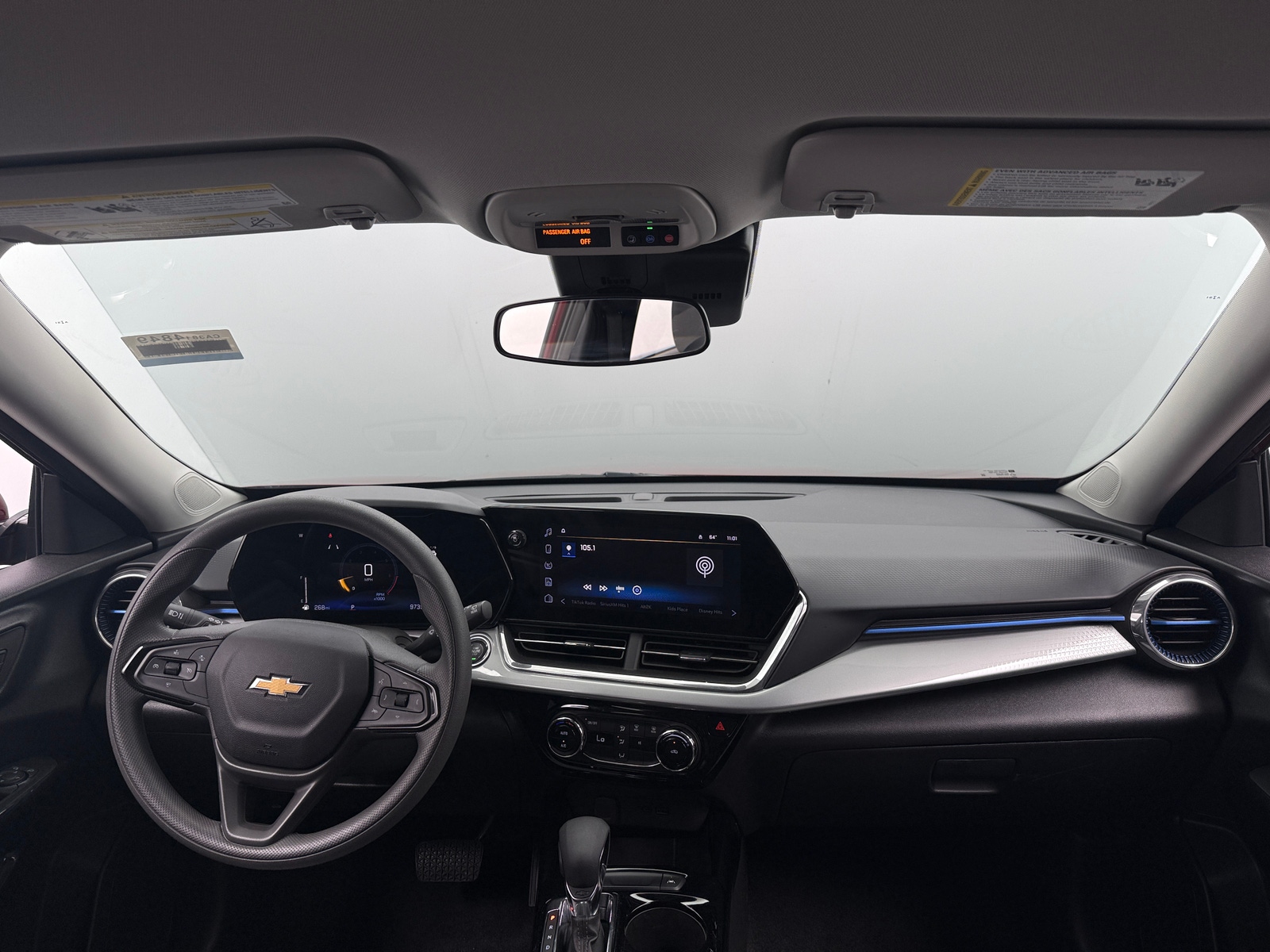 Thumbnail: 2025 Chevrolet Trax - 3