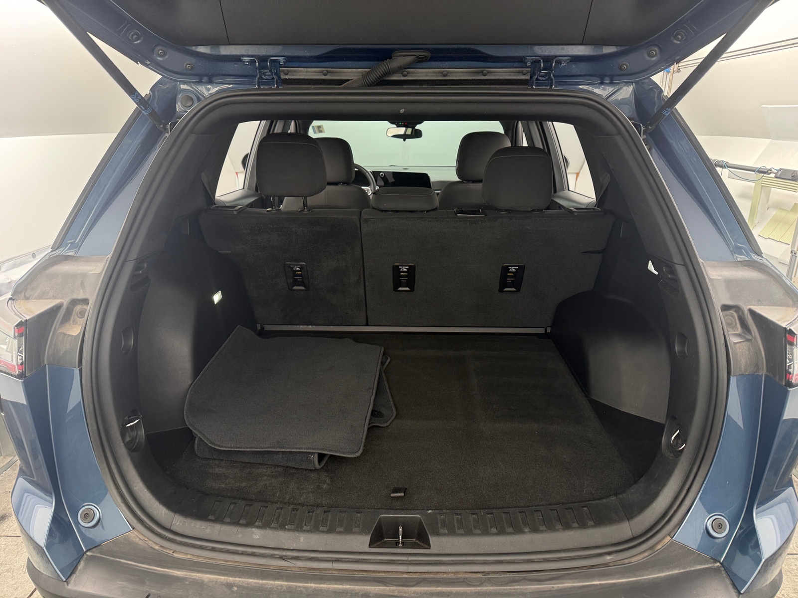 Thumbnail: 2025 Chevrolet Equinox - 7