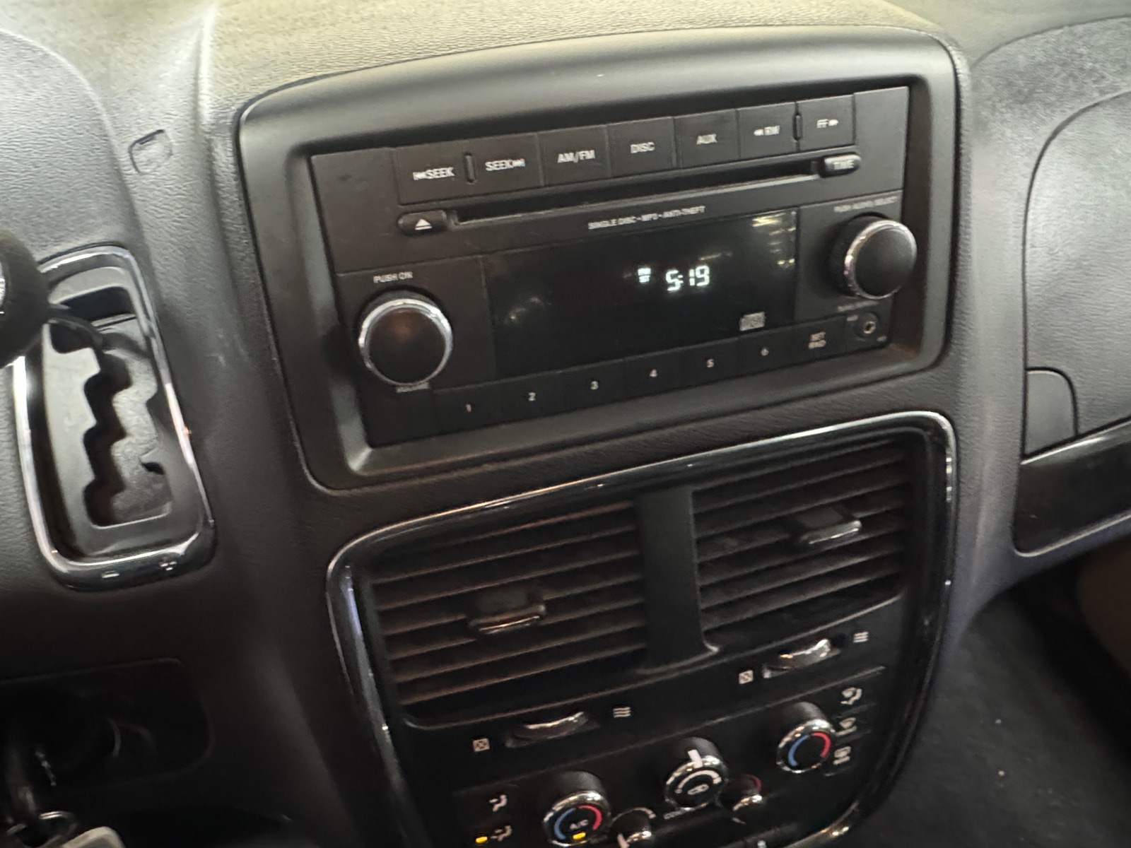 Thumbnail: 2016 Dodge Grand Caravan - 4